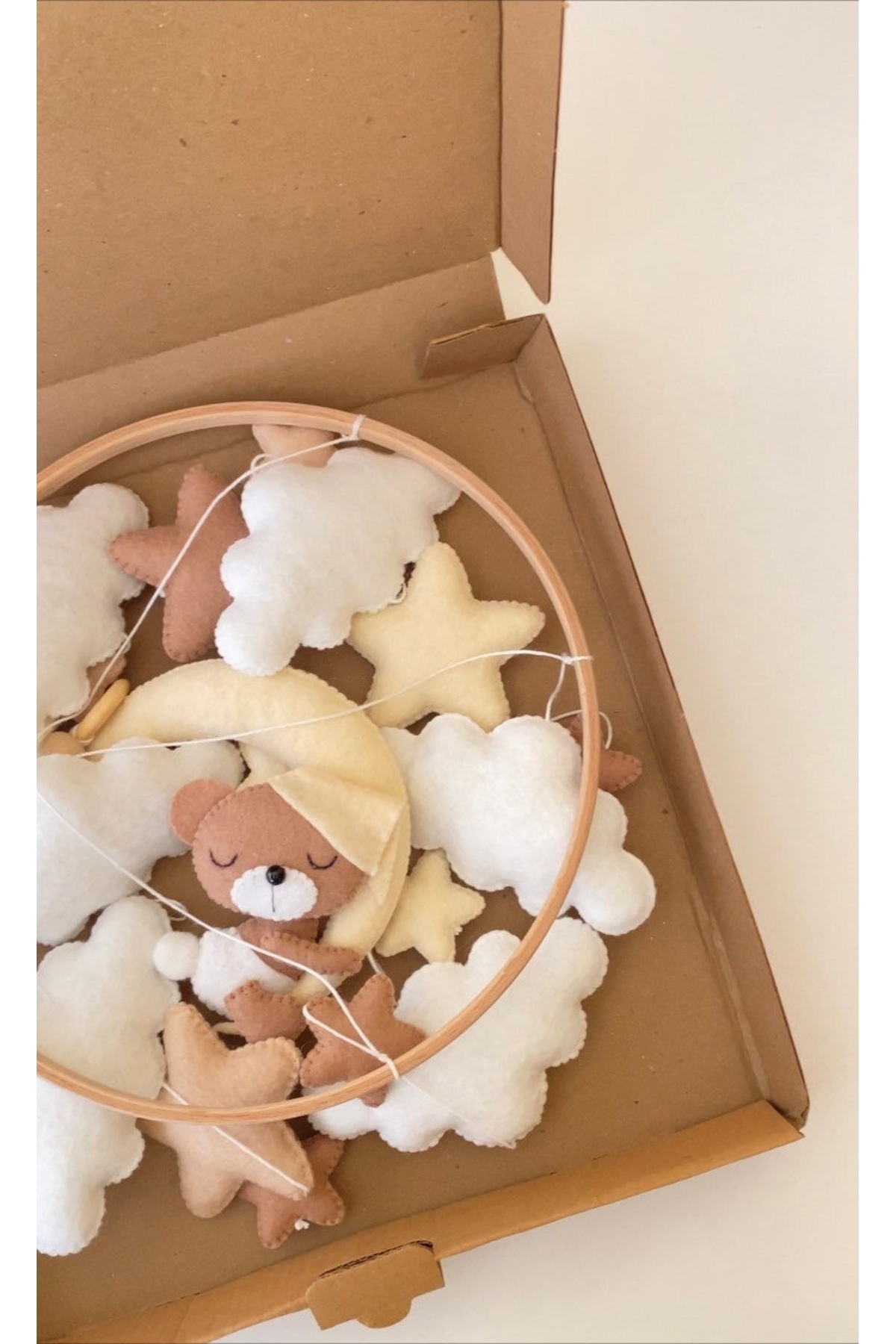 TREND METFİQ DECORATİON Montessori Uyumlu Yenidoğan Uyku Arkadaşı El Yapımı Keçe Bebek Dönencesi müzikli oda baby fotoğrafı 5 (önizleme)
