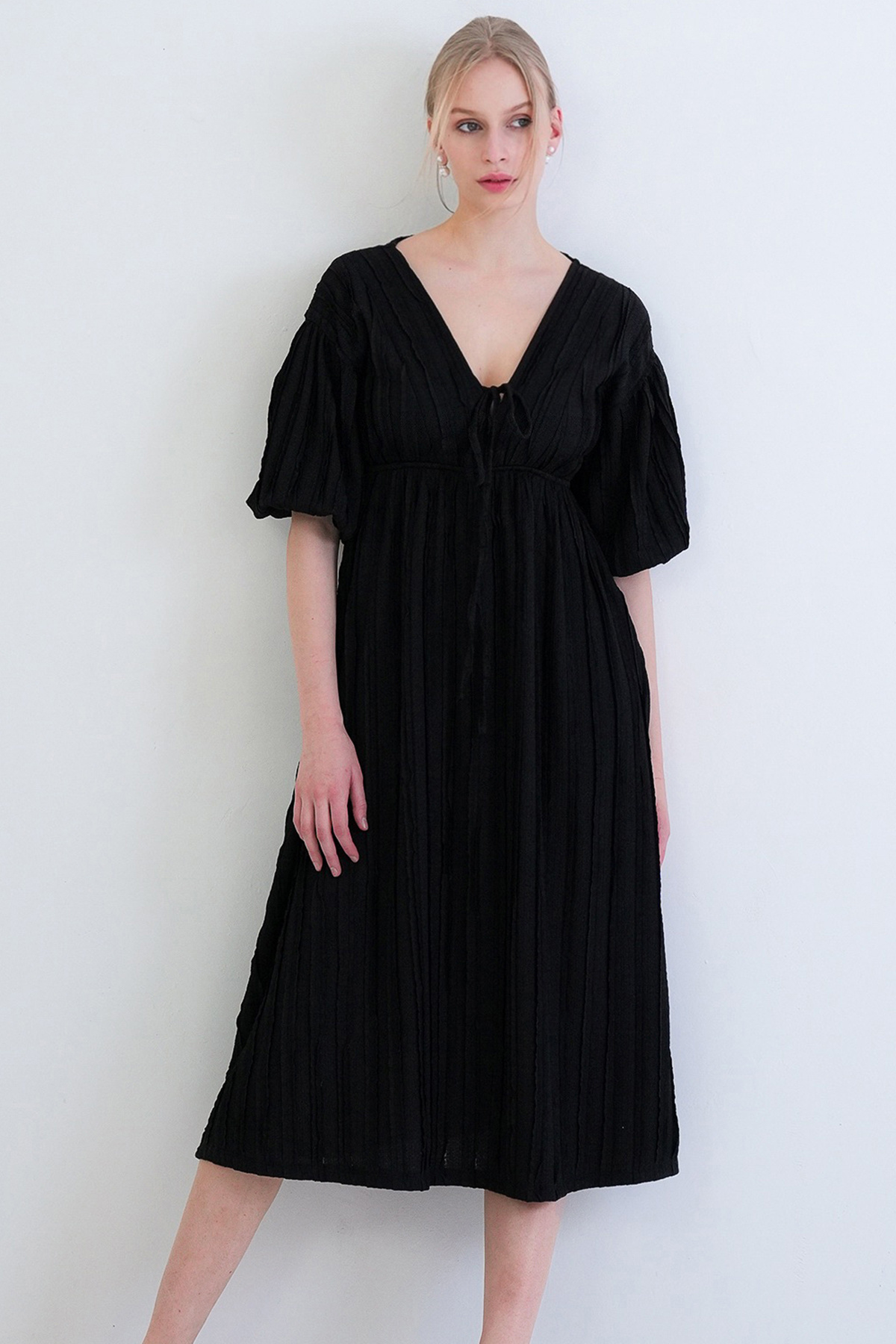Black V-Neck Tie Detailed Ruffle Fabric Maxi Size Dress ALC-X15413