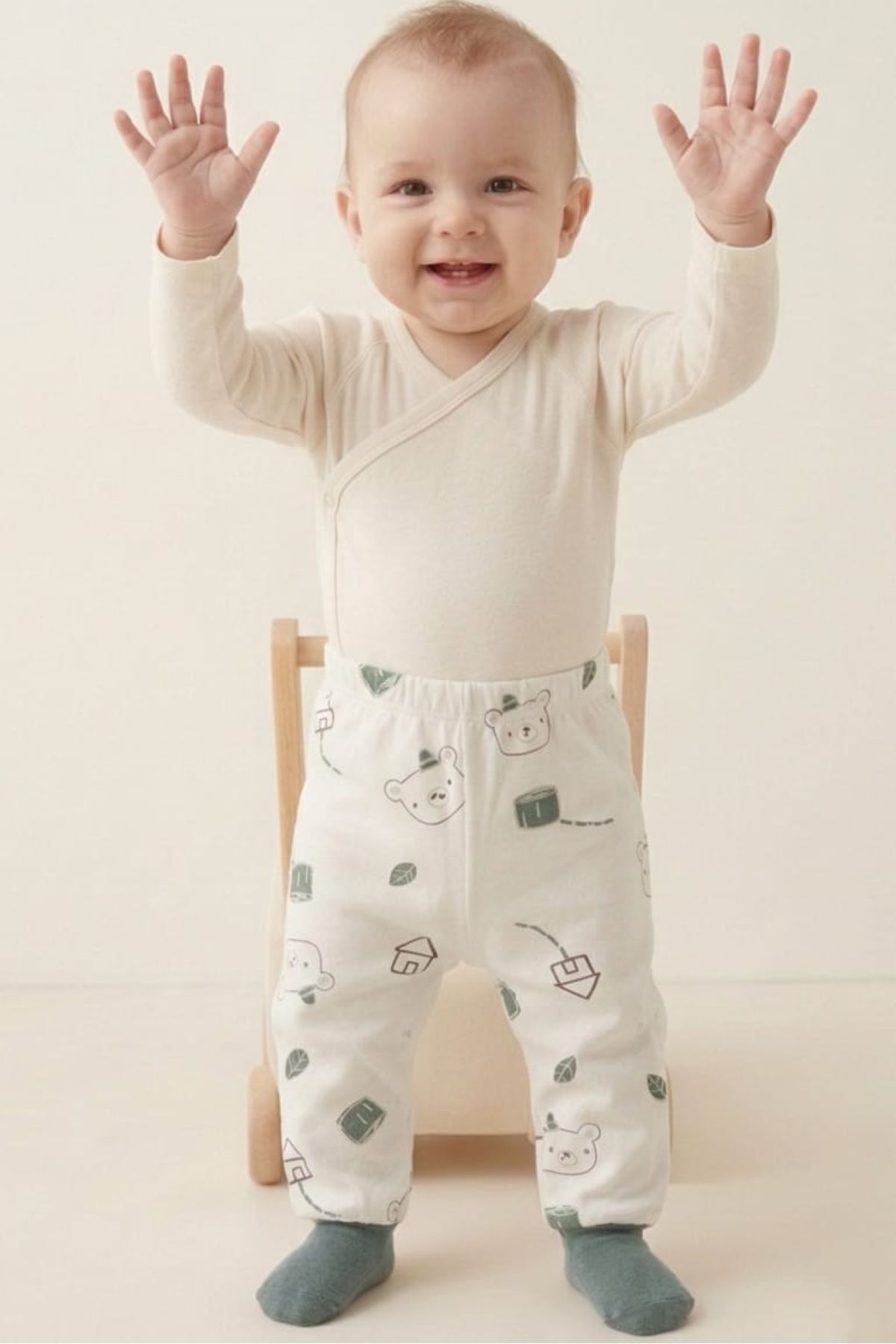 Mother Love %70 Bambu %30 Organik Pamuklu Kendinden Çoraplı Patikli Erkek Bebek Tek Alt Desenli Bebek Pantolon fotoğrafı 2 (önizleme)