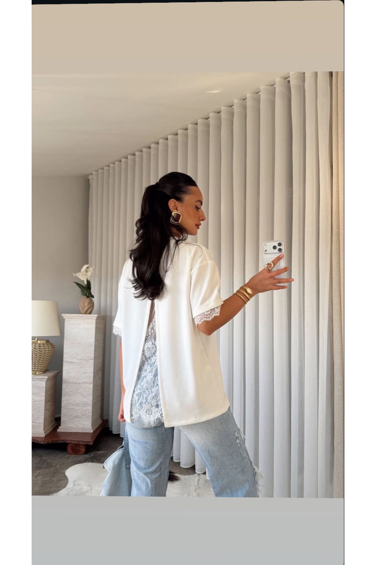 BE CHİC Жіноча проста футболка зручного крою з круглим вирізом та мереживною ...