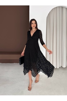 Kiki Kurveze dantel elbise