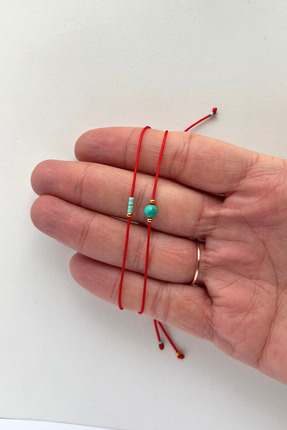 NOKCE Turkuaz Taşlı Kırmızı İp Bileklik Seti - Doğal Taş, Altın Kaplama ve Mi...