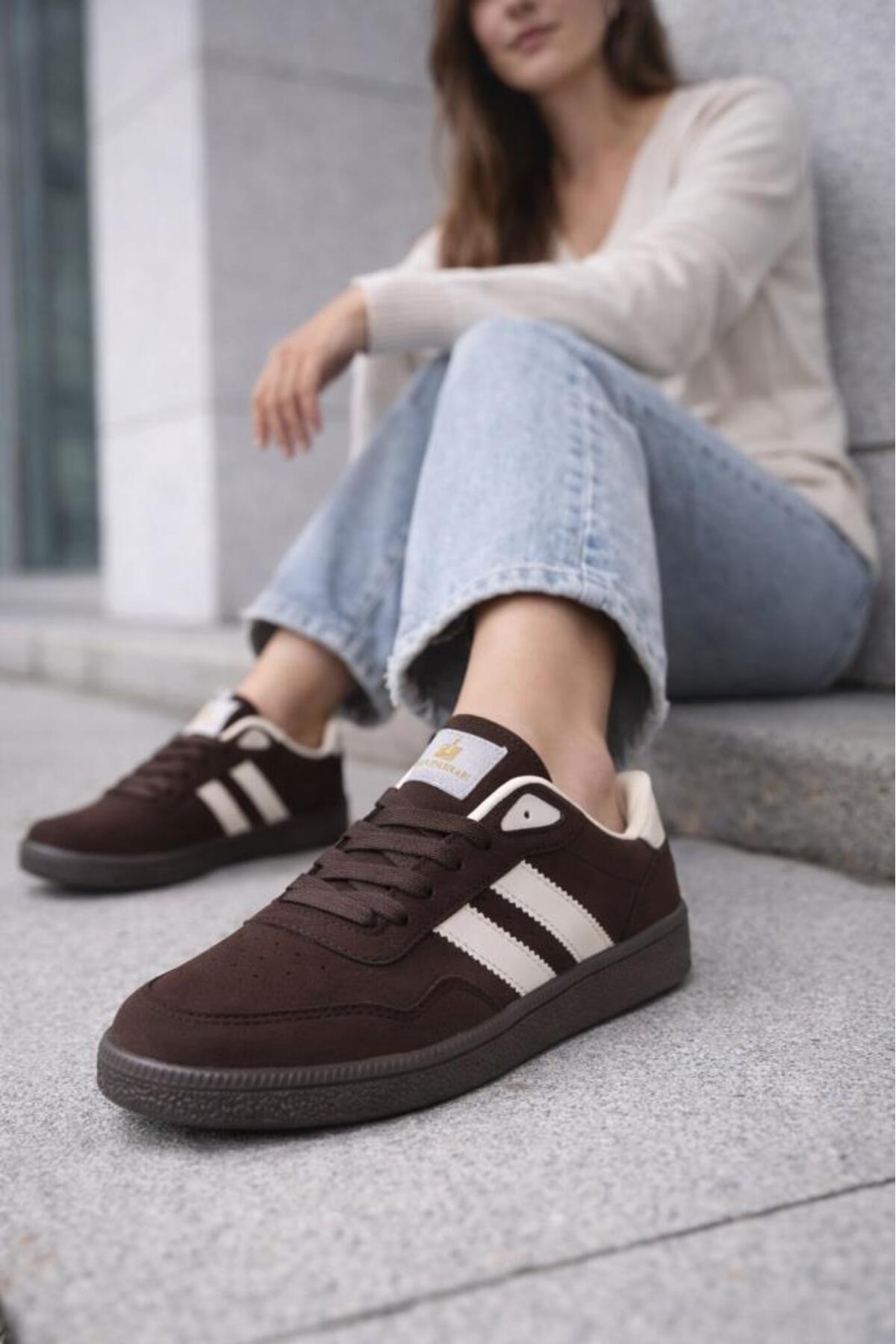 Brown Women's Beige Sneaker N-3263
