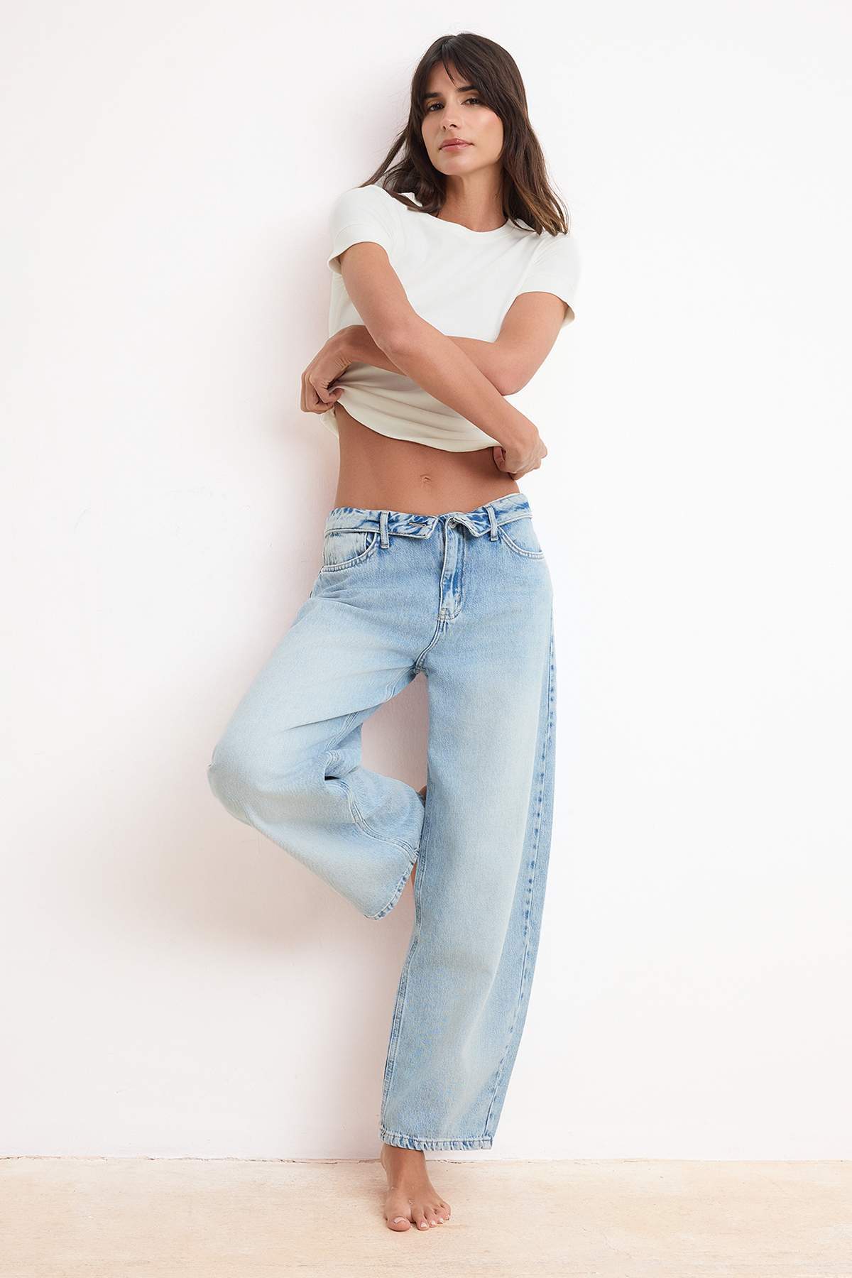 Trendyol Collection Blaue Baggy-Fit-Jeans mit niedriger Taille aus Tencel-Mis...