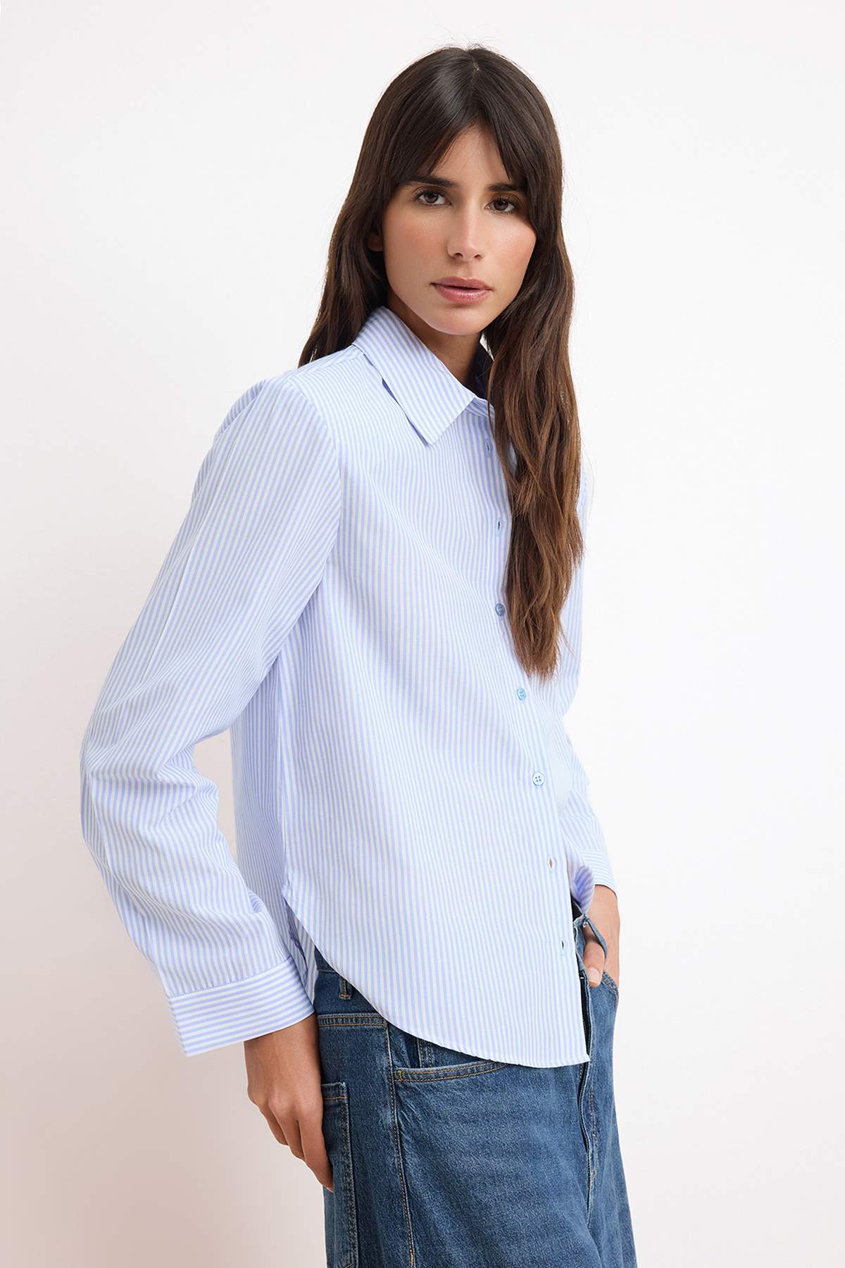 Trendyolmilla  Mavi Çizgili Vatka Detaylı Gömlek TWOSS26GO00125 - Görsel 2