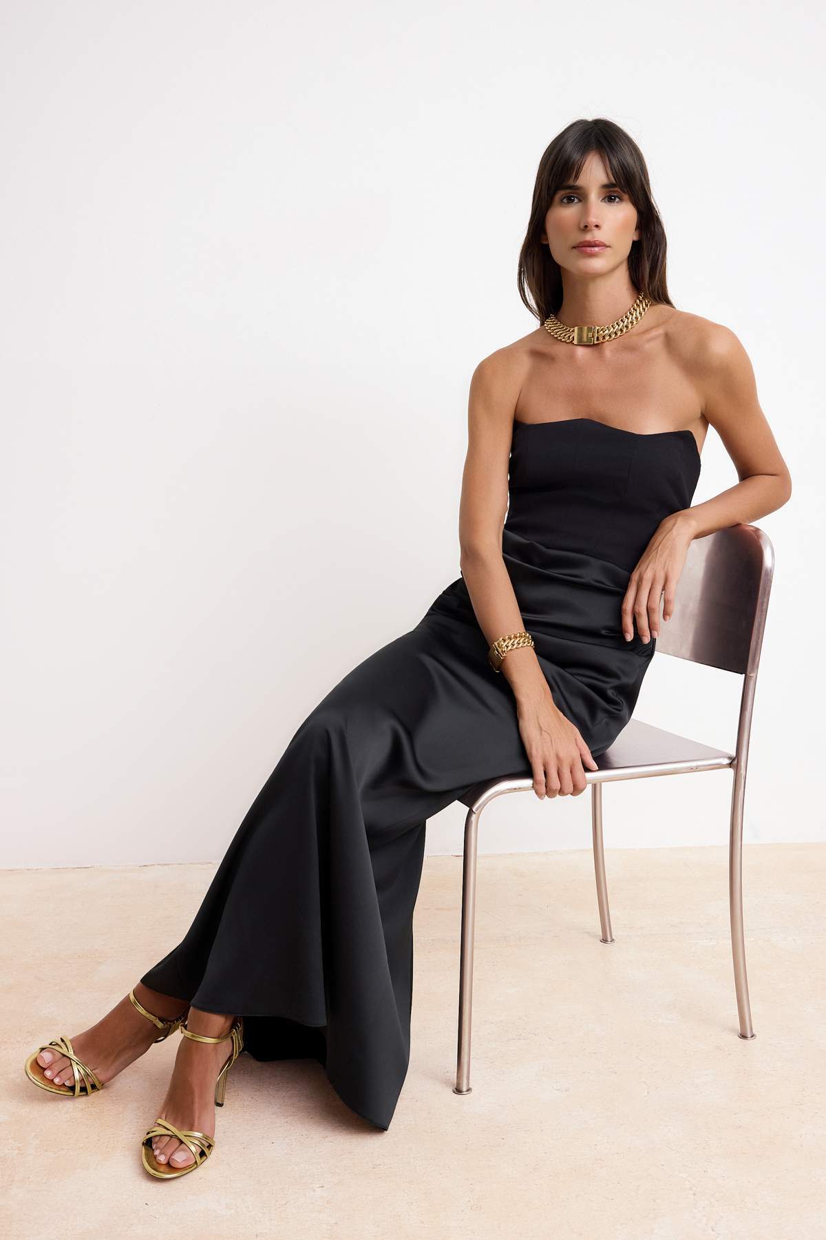 Trendyolmilla  Siyah Straplez Dokuma Uzun Şık Mezuniyet/Balo Abiye Gece Mezuniyet Elbisesi TPRAW25EL00195 - Görsel 2