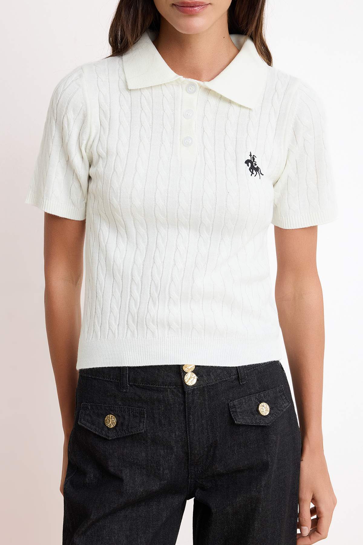 Trendyolmilla  Ekru At Nakışlı Polo Yaka Saç Örgü Triko Bluz TWOSS26BZ00163 - Görsel 3