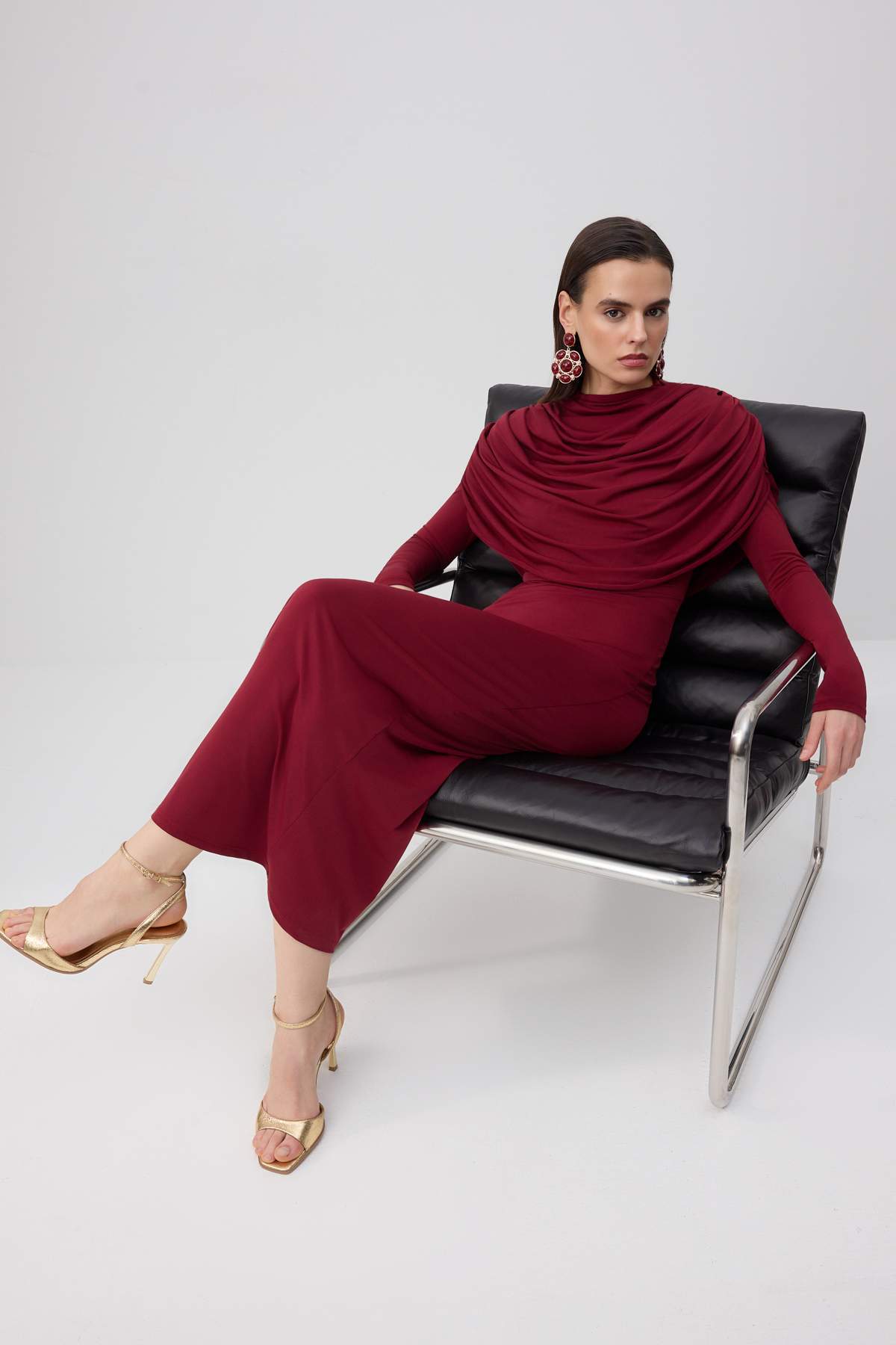 Trendyolmilla Bordo Yaka Detaylı Örme Şık/Gece Elbisesi TPRAW26EL00158