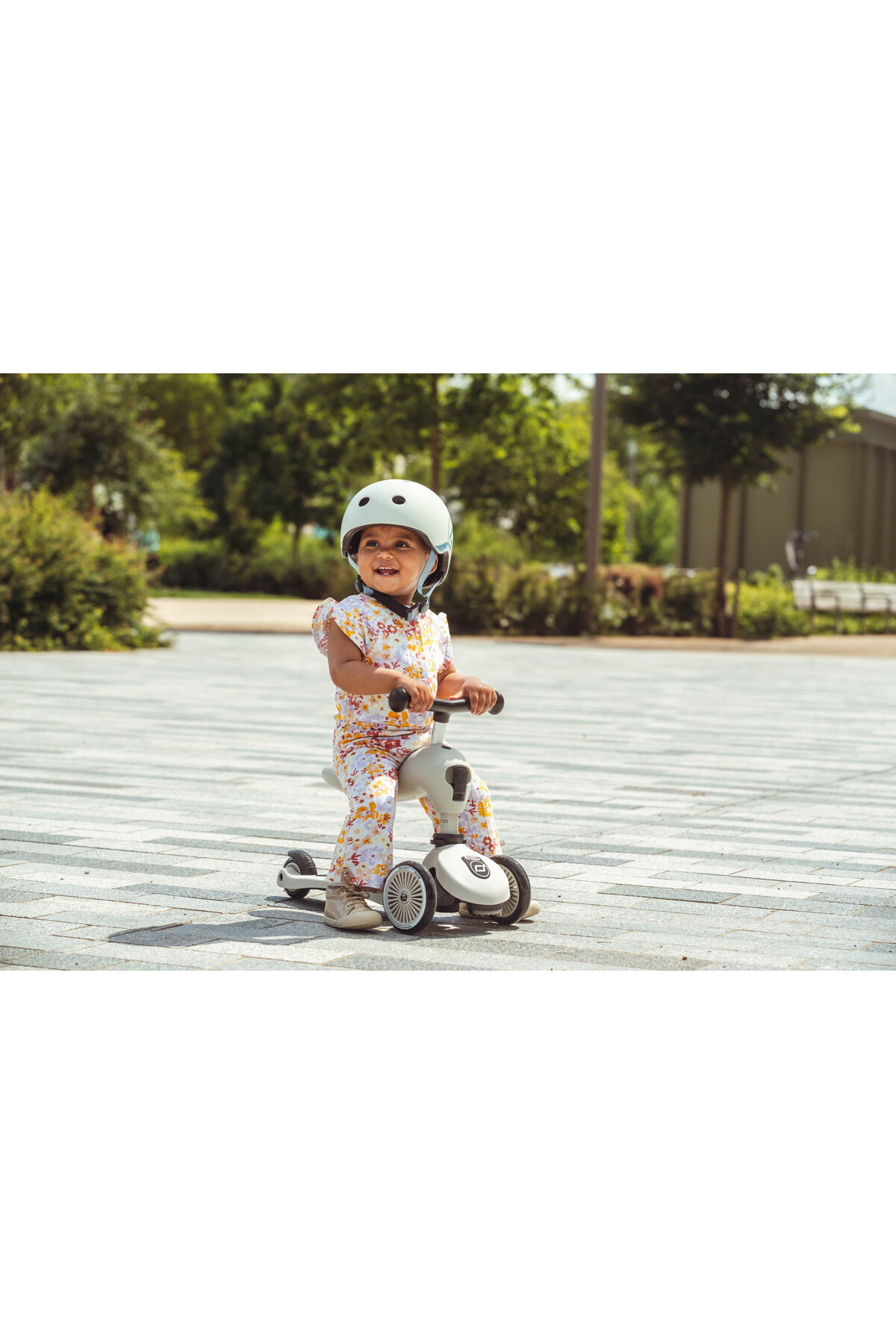 SCOOT AND RIDE Highwaykick 1 Oturaklı Çocuk Scooter Açık Gri 160629-96268 fotoğrafı 5 (önizleme)