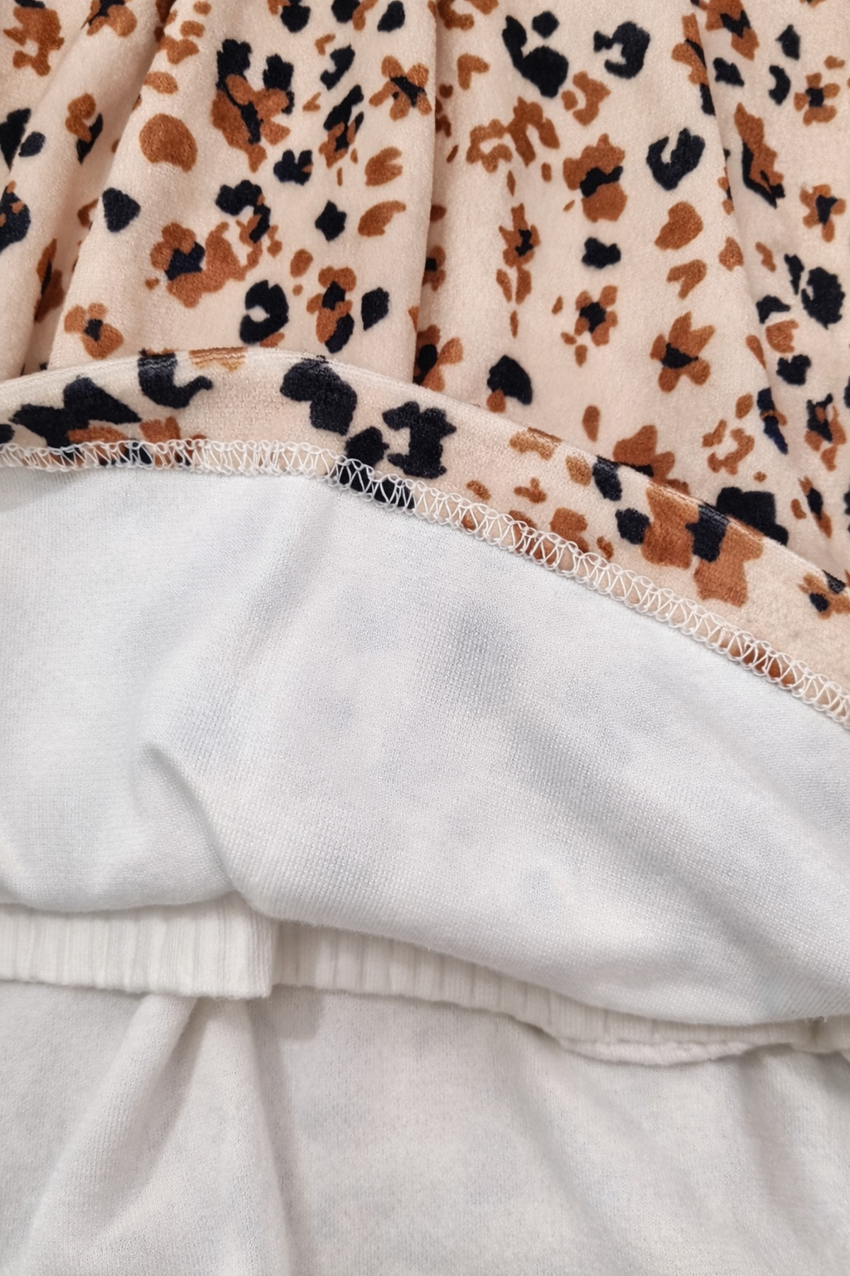 Uğur bebe Yumuşacık Leopar Desenli Jile Elbise & Bebe Yaka Fitilli Body Kombin %95 Pamuk Bayramlık Kız Çocuk fotoğrafı 6 (önizleme)