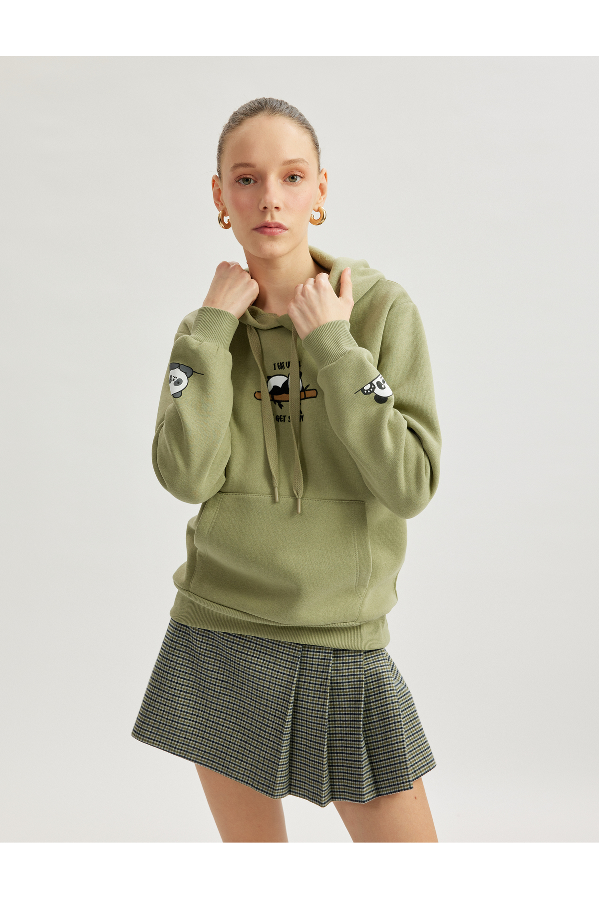 Koton  Panda Baskılı Kapüşonlu Kanguru Cepli Şardonlu Oversize Sweatshirt