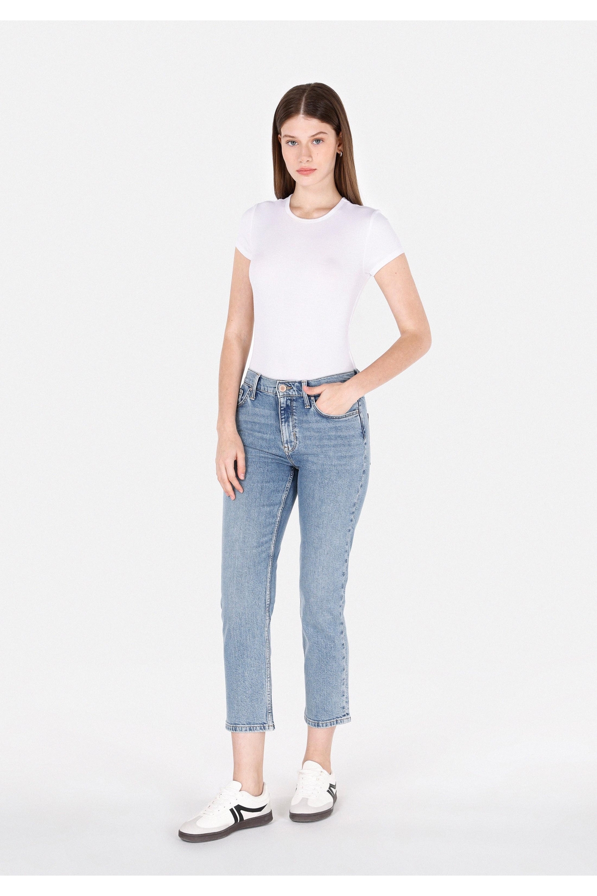 Slim Fit Kadın Light İndigo Denim Jean Pantolon