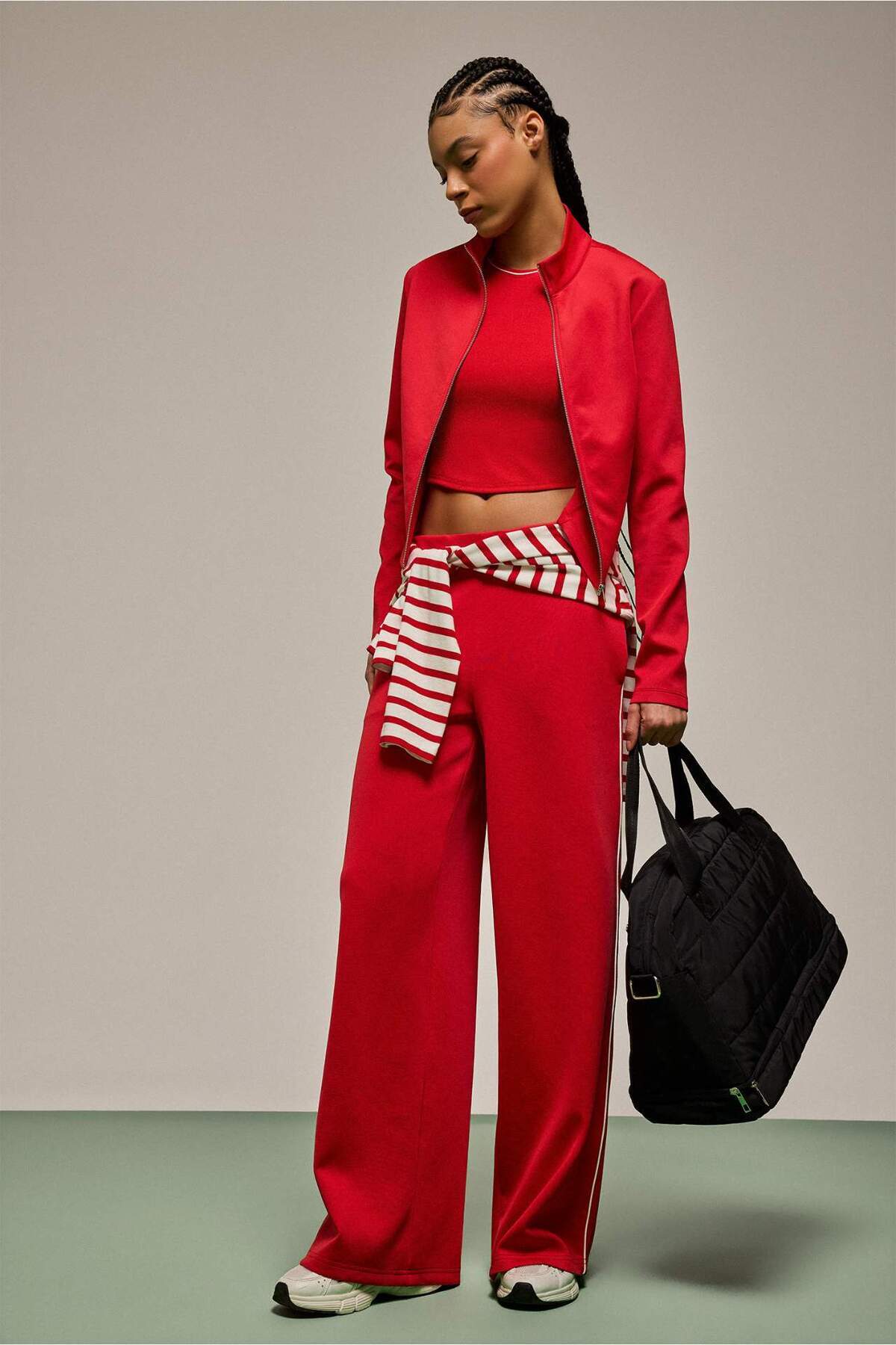 Defacto  Standart Fıt Dik Yaka Skuba Dalgıç Kumaş Hırka F9488AX26SP - Görsel 2