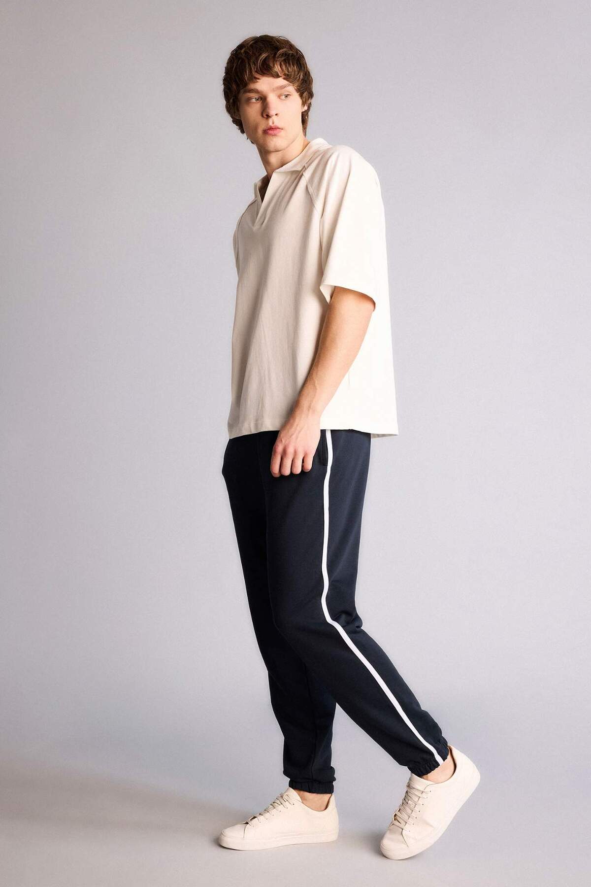 DeFacto Regular Jogger Pantolon F8547AX26SP