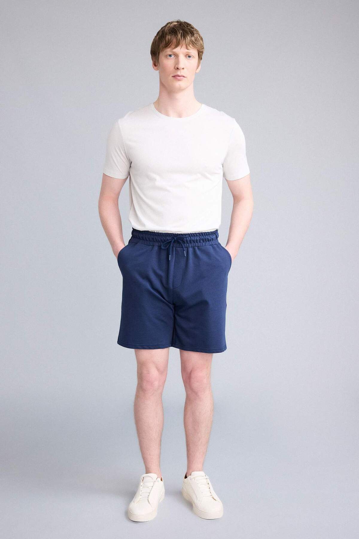 DeFacto Slim Fit Cepli Pamuklu Basic Bermuda Şort W1105AZ26SM görsel 2