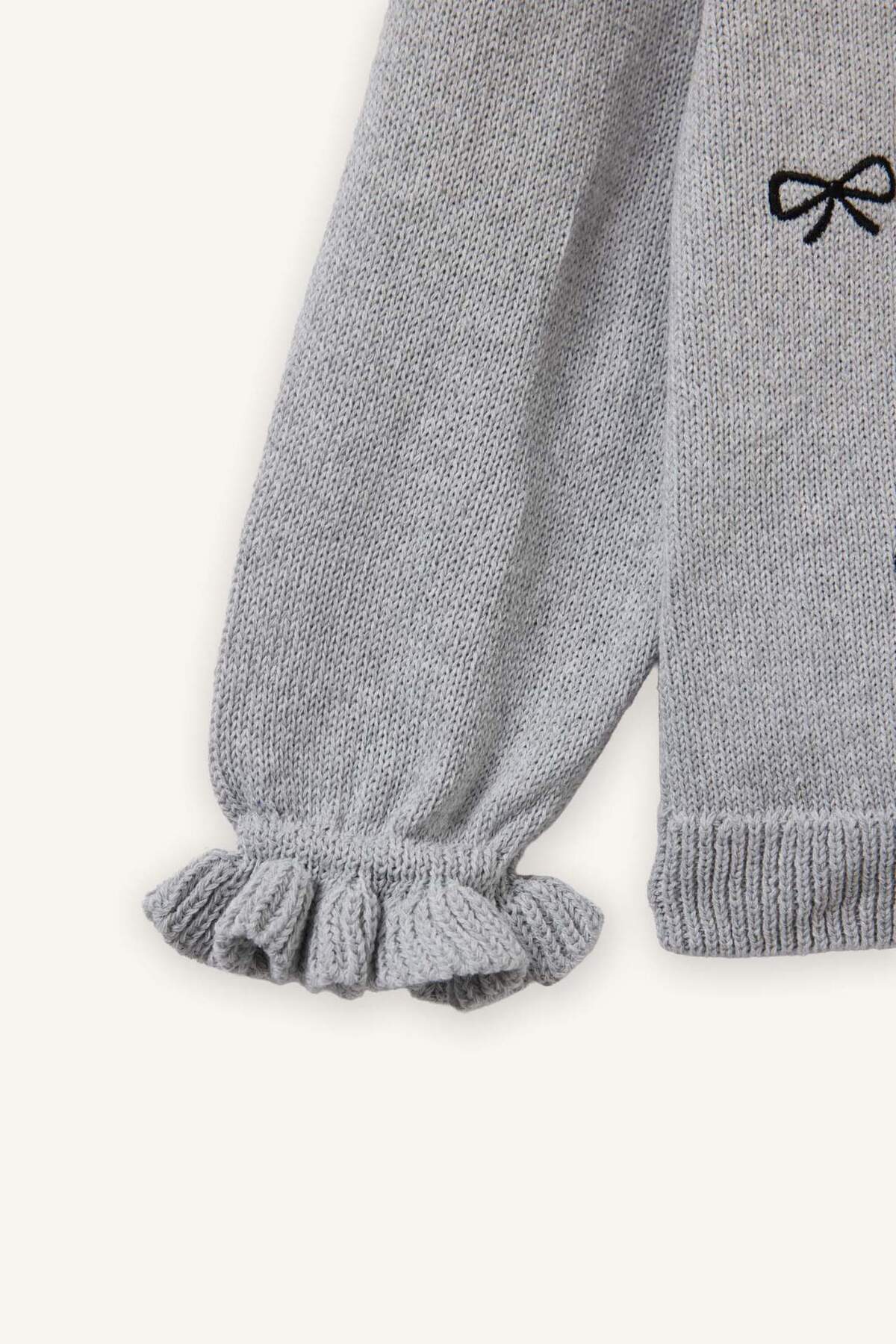 Defacto Fiyonk Nakışlı Hırka Kız Bebek G8151A526SP fotoğrafı 3 (önizleme)