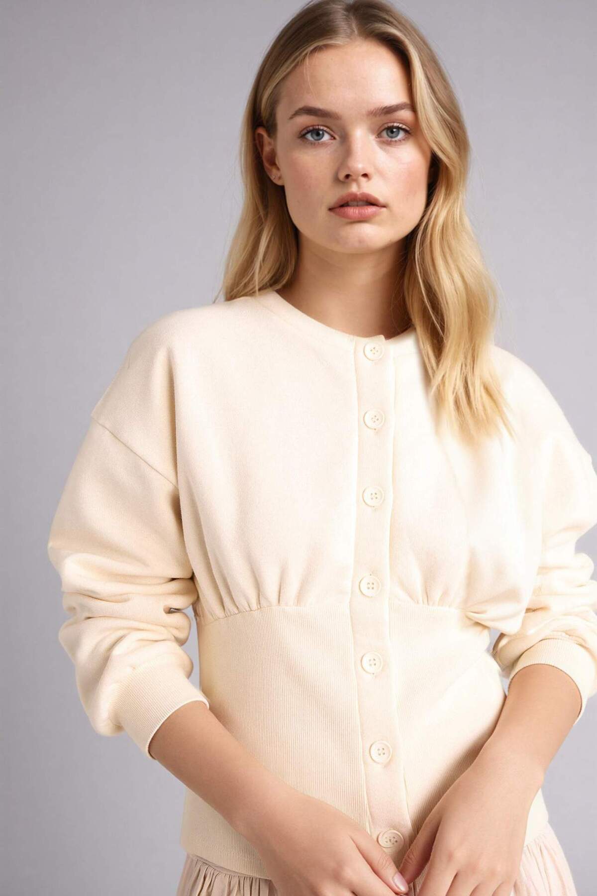 DeFacto Fitted Bisiklet Yaka Düğmeli Basic Sweatshirt Hırka G9747AX26SP görsel 4
