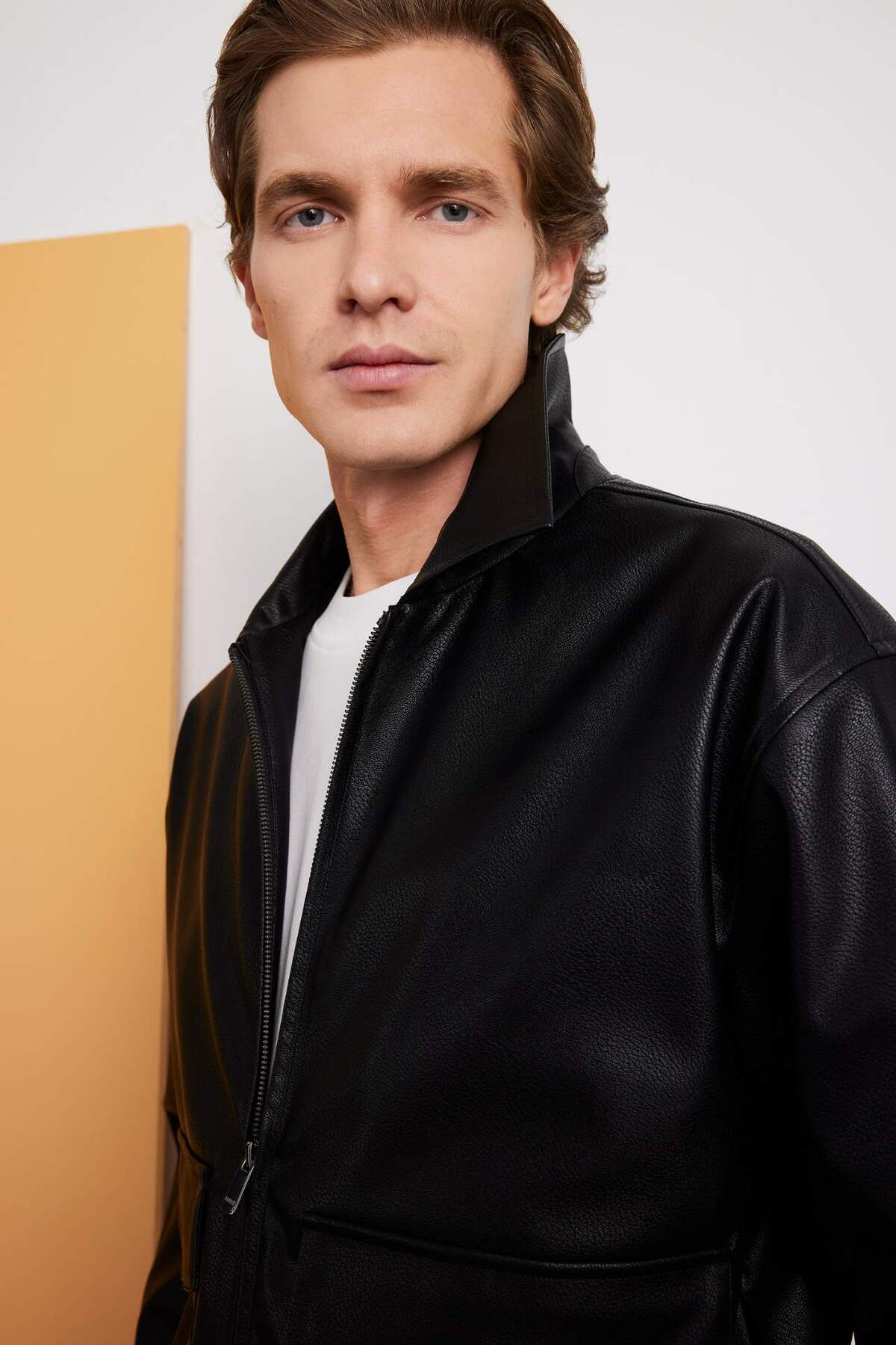 Defacto  Slim Fit Astarlı Fermuarlı Suni Deri Mont F7744AX26SP - Görsel 4