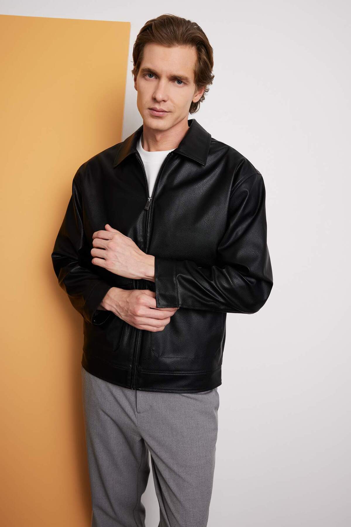 Defacto  Slim Fit Astarlı Fermuarlı Suni Deri Mont F7744AX26SP - Görsel 3