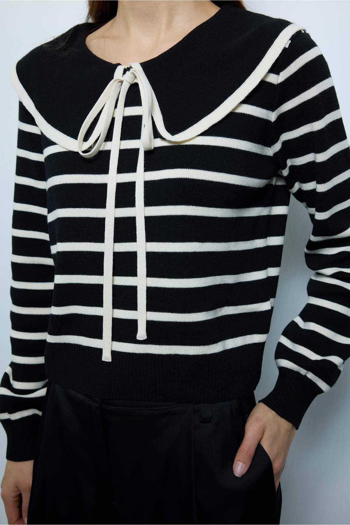 Defacto  Slim Fit Çizgili Kazak G9992AX25WN - Görsel 4