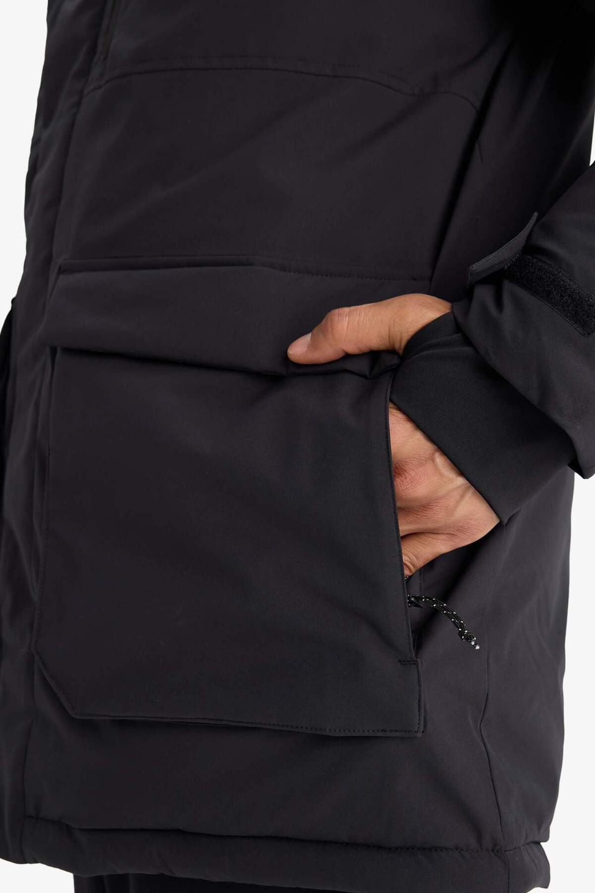 DeFacto Sıcak Tutan Su İtici Regular Fit Kapüşonlu Fermuarlı Rüzgar Geçirmez Parka Mont F3793AX25WN görsel 7