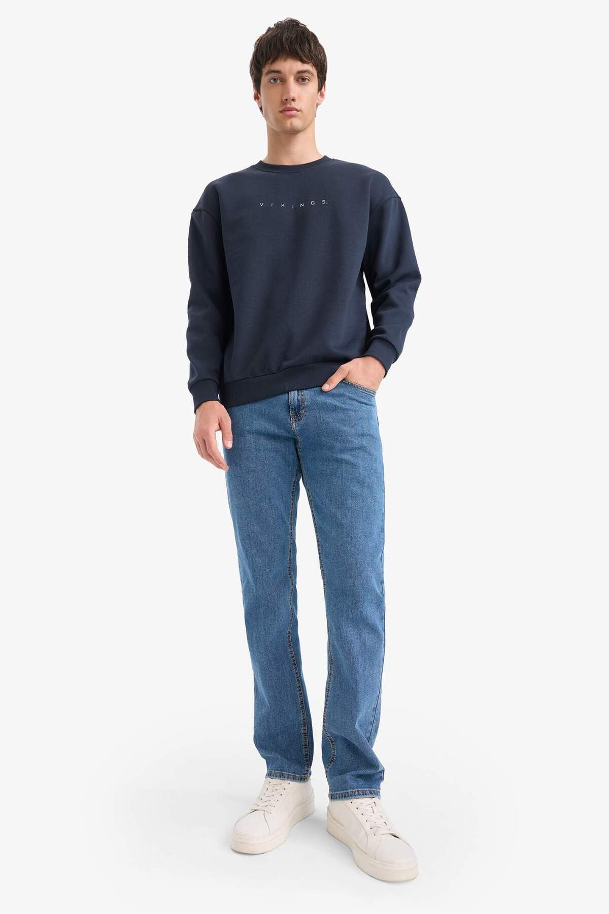 Defacto  Vikings Boxy Fit Bisiklet Yaka Sırt Baskılı Sweatshirt E9323AX25AU - Görsel 2