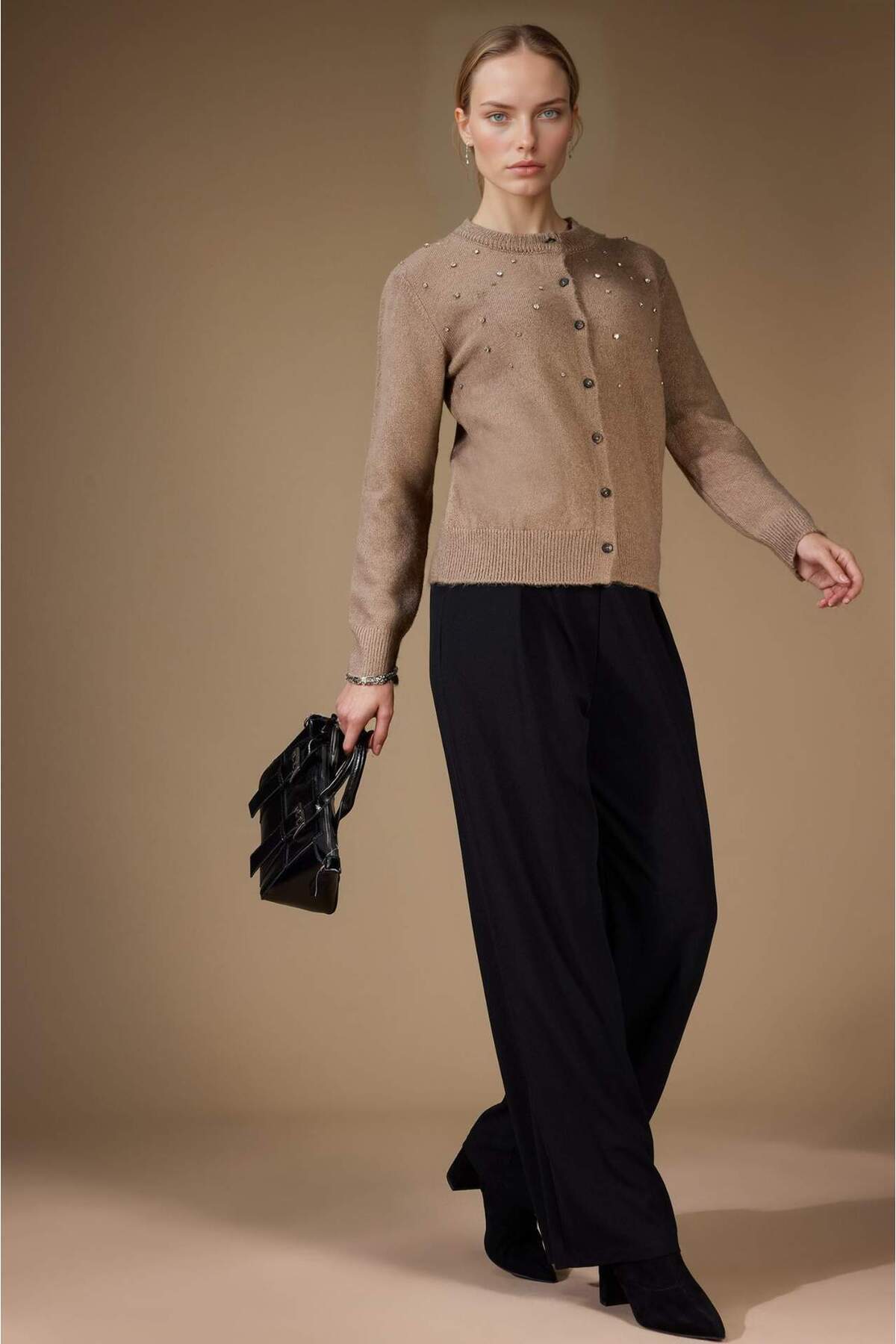 Defacto  Straıght Wıde Düz Paça Krep Pantolon G1120AX25AU