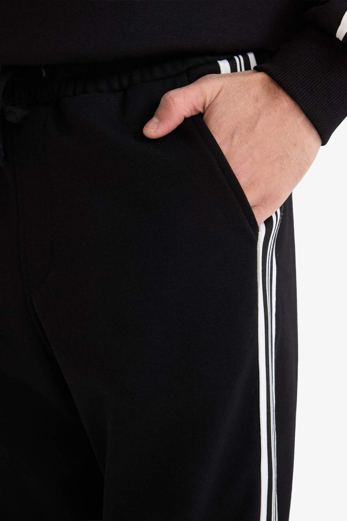 Defacto  Regular Fit Cepli Eşofman Altı F3873AX25WN - Görsel 5