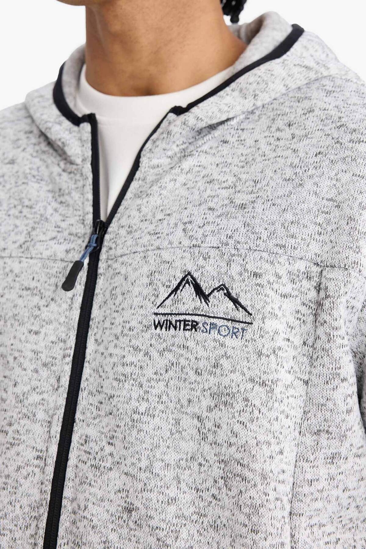 Defacto  Standart Fit Kapüşonlu İçi Yumuşak Tüylü Fermuarli Polar Hırka F3811AX25WN - Görsel 5