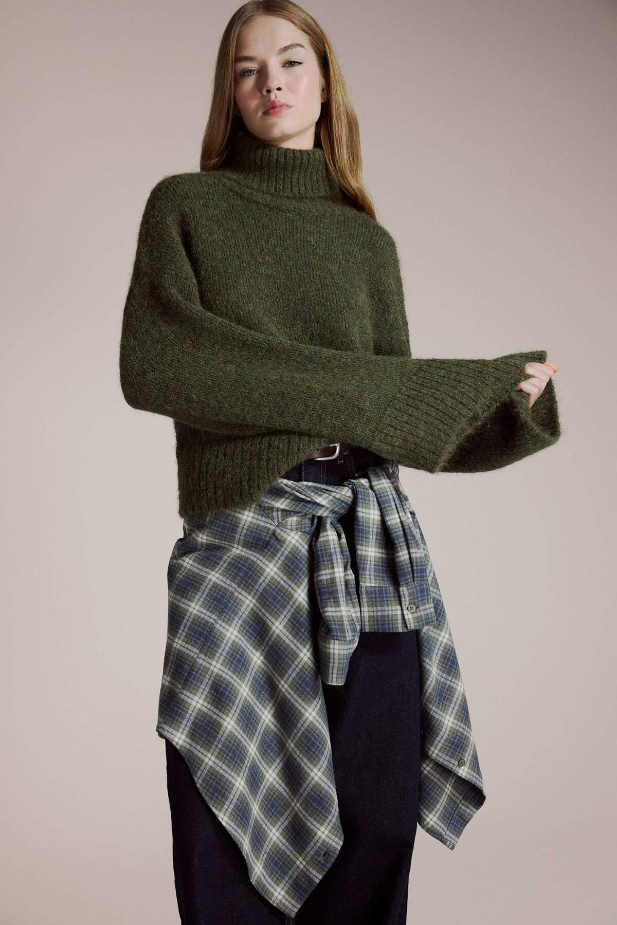 Defacto  Yün Karışımlı Balıkçı Yaka Oversize Fit Triko Kazak F3252AX25WN