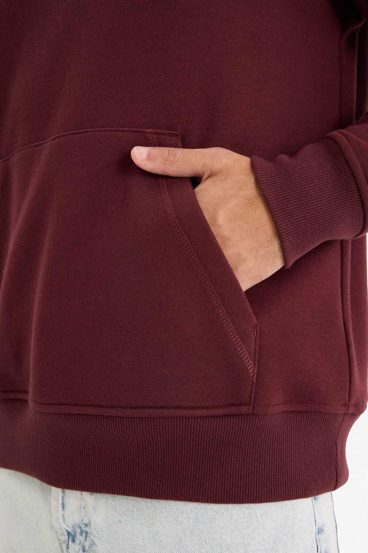 DeFacto Regular Fit Kapüşonlu İçi Yumuşak Tüylü Kanguru Cepli Basic Düz Sweatshirt X8283AZ25AU görsel 6