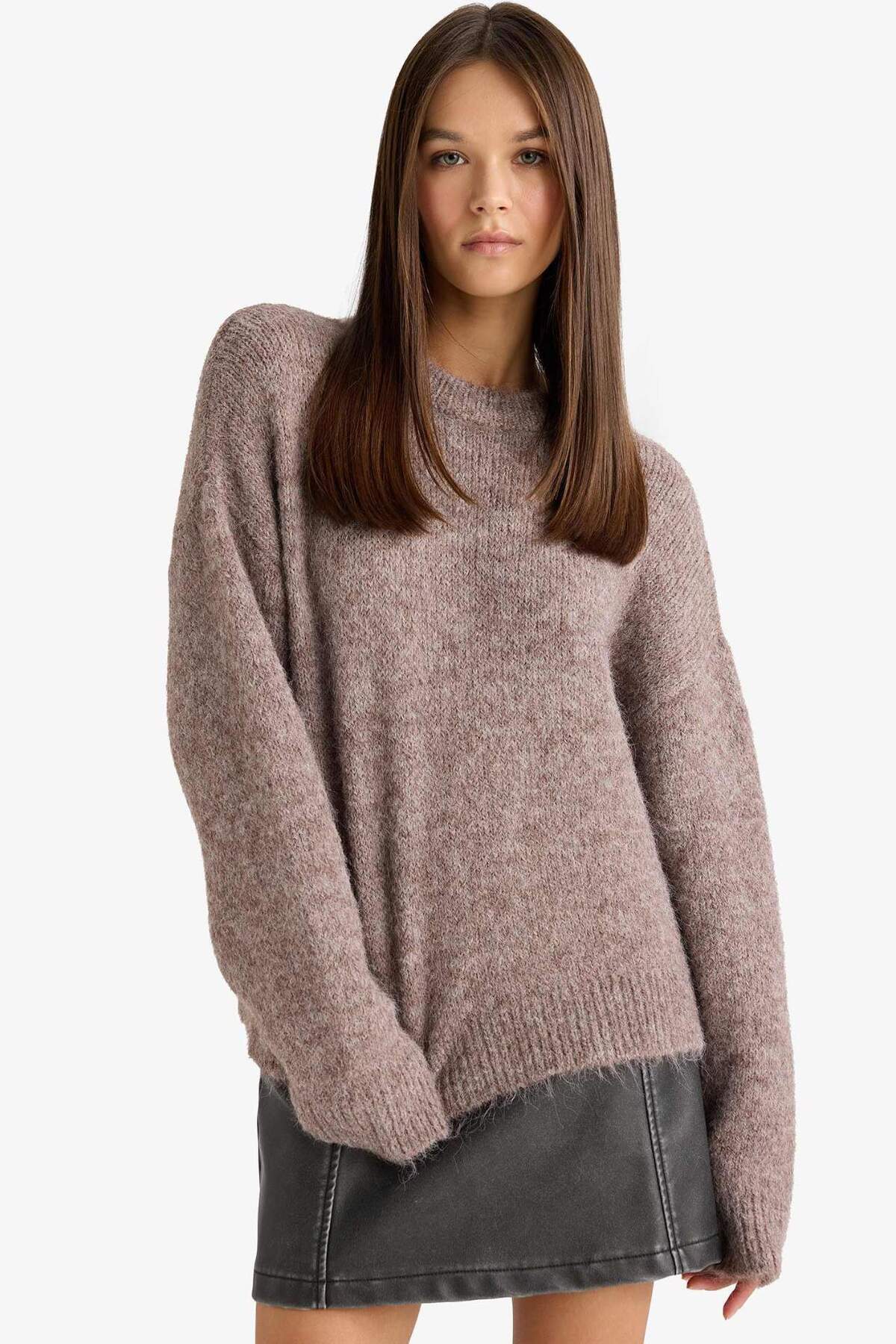 Defacto  Yün Karışımlı Bisiklet Yaka Oversize Fit Triko Kazak F3254AX25WN - Görsel 4