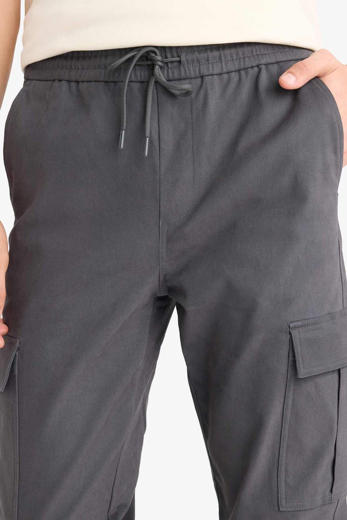 DeFacto Kargo Cepli Jogger Paça Pantolon F2044AX25WN görsel 5