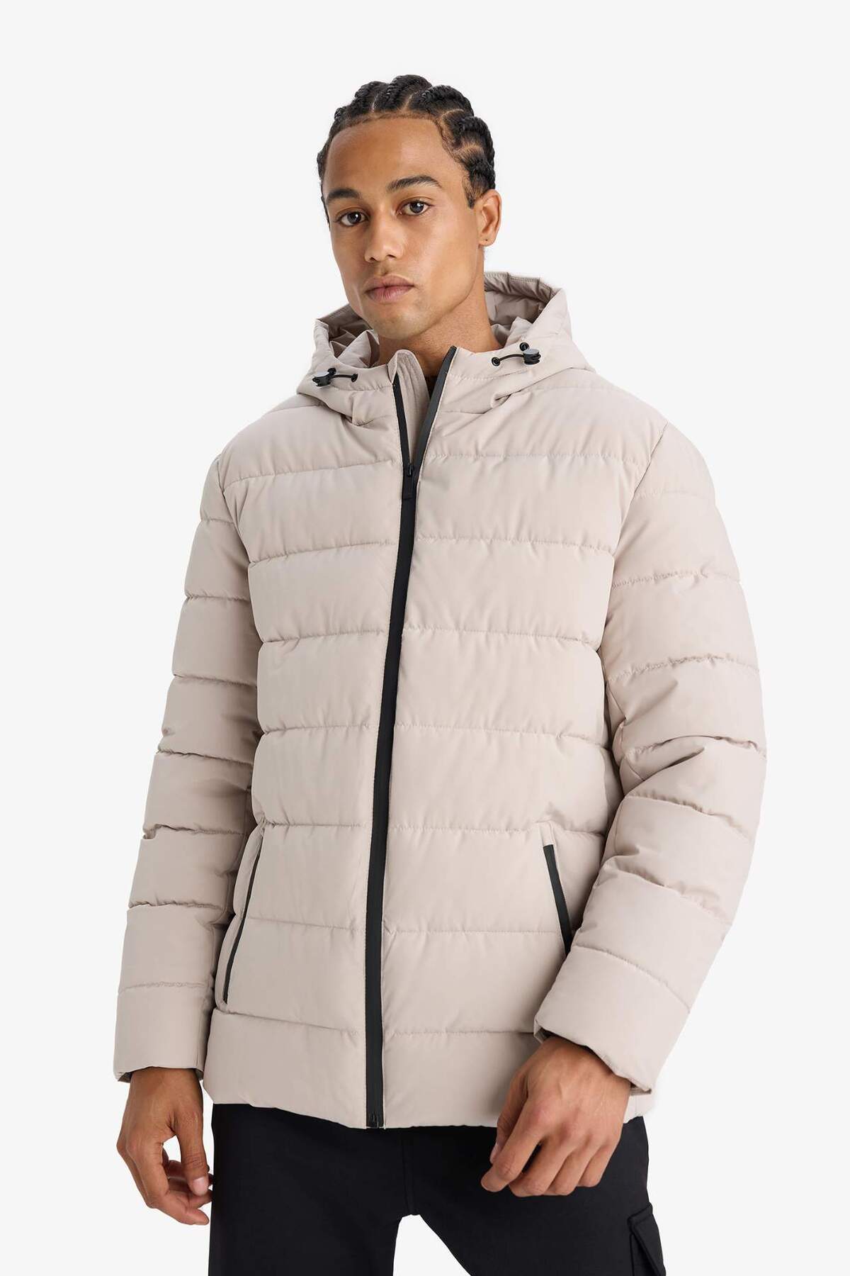 Defacto  Su İtici Slim Fit Dar Kesim Astarlı Kapüşonlu Fermuarlı Cepli Dolgulu Mont R0216AZ25AU - Görsel 4