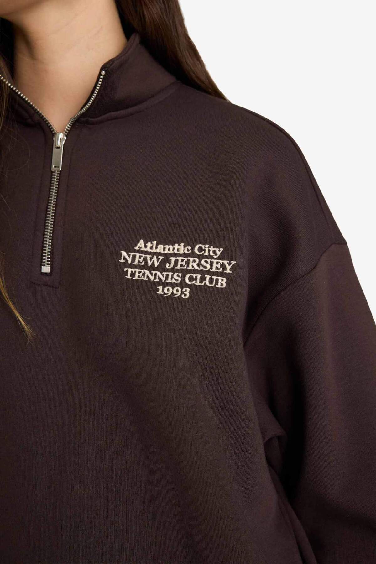 Defacto  Oversize Geniş Kalıp Yarım Fermuarlı Baskılı Sweatshirt G3716AX25WN - Görsel 4