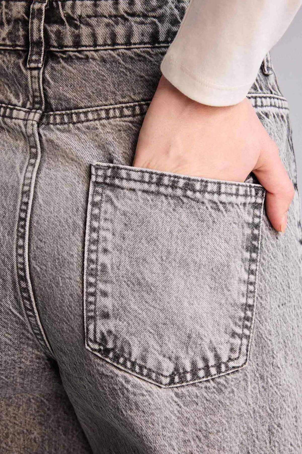 DeFacto %100 Pamuk Straıght Fit Yüksek Bel Jean Pantolon G3543AX25CW görsel 5