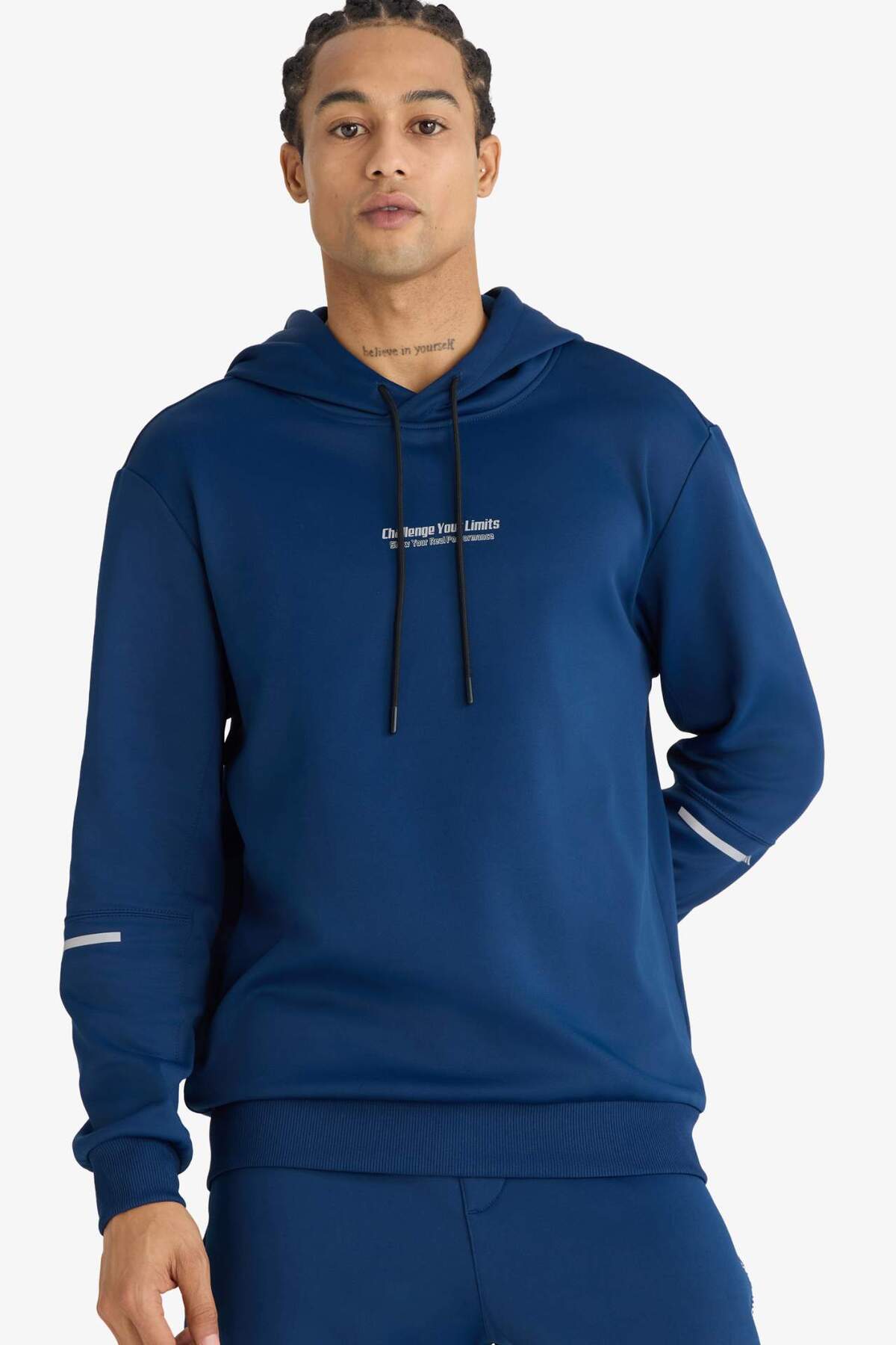 DeFacto Sıcak Tutan Standart Fit Kapüşonlu Sporcu Sweatshirt D3736AX25WN