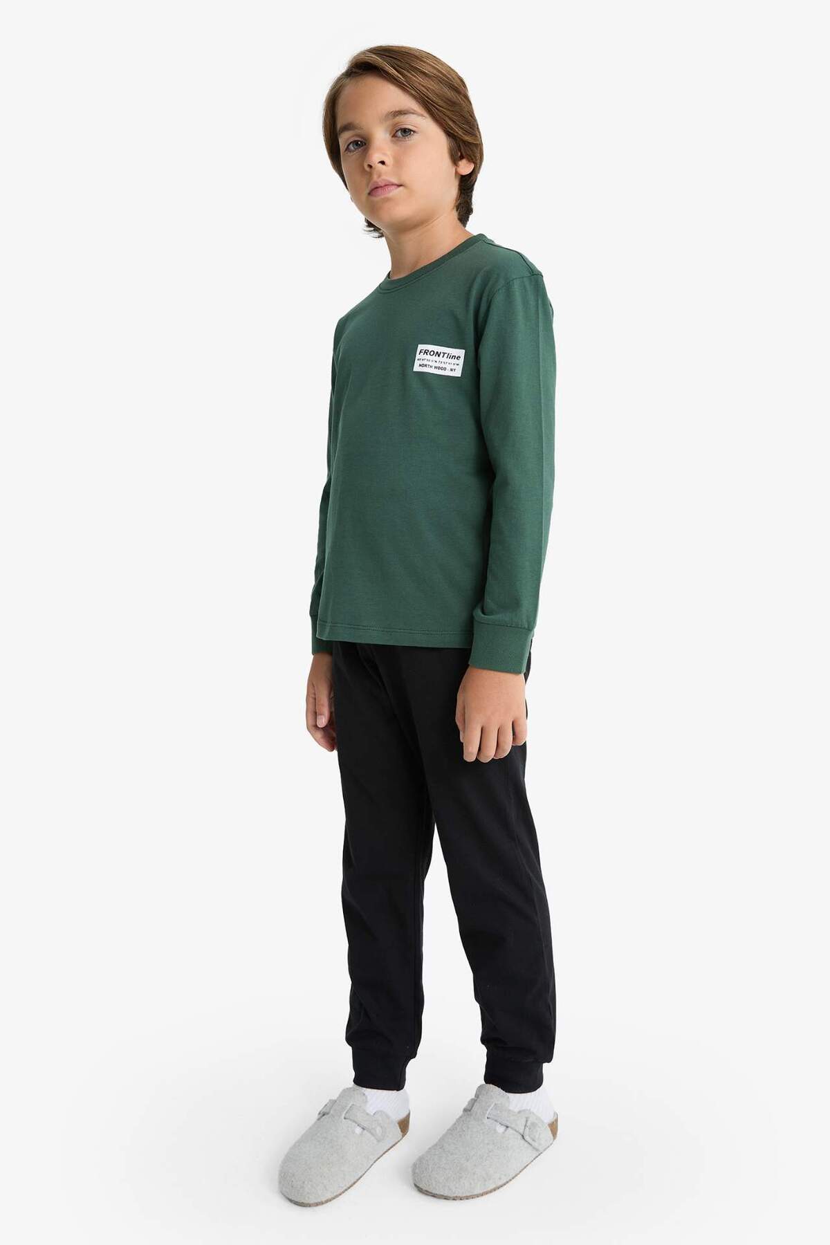 Defacto %100 Pamuklu Baskılı Pijama Takımı Erkek Çocuk F3346A825WN fotoğrafı 2 (önizleme)