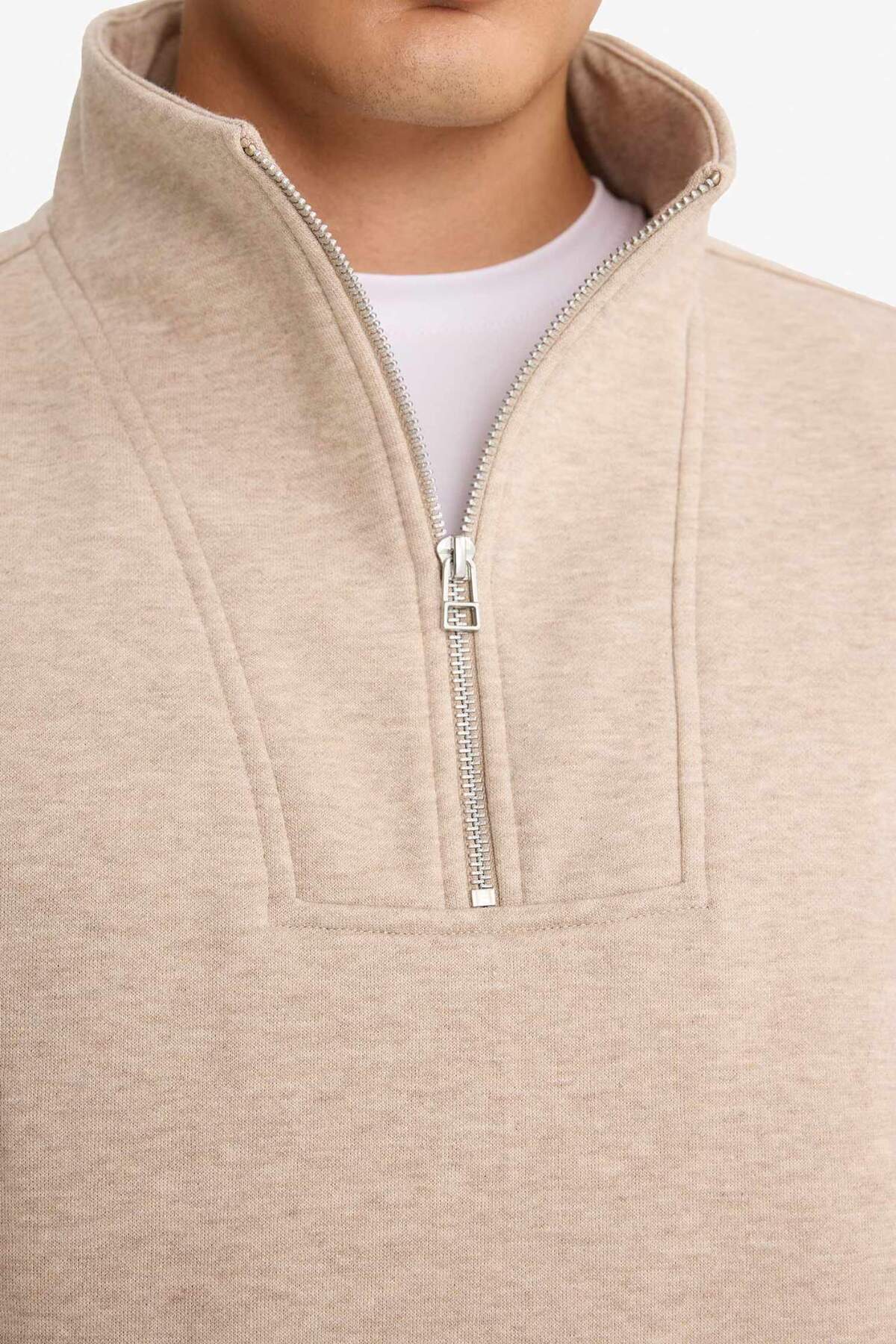 Defacto  Regular Fit Dik Yaka Yarım Fermuarlı Sweatshirt F4137AX25AU - Görsel 5