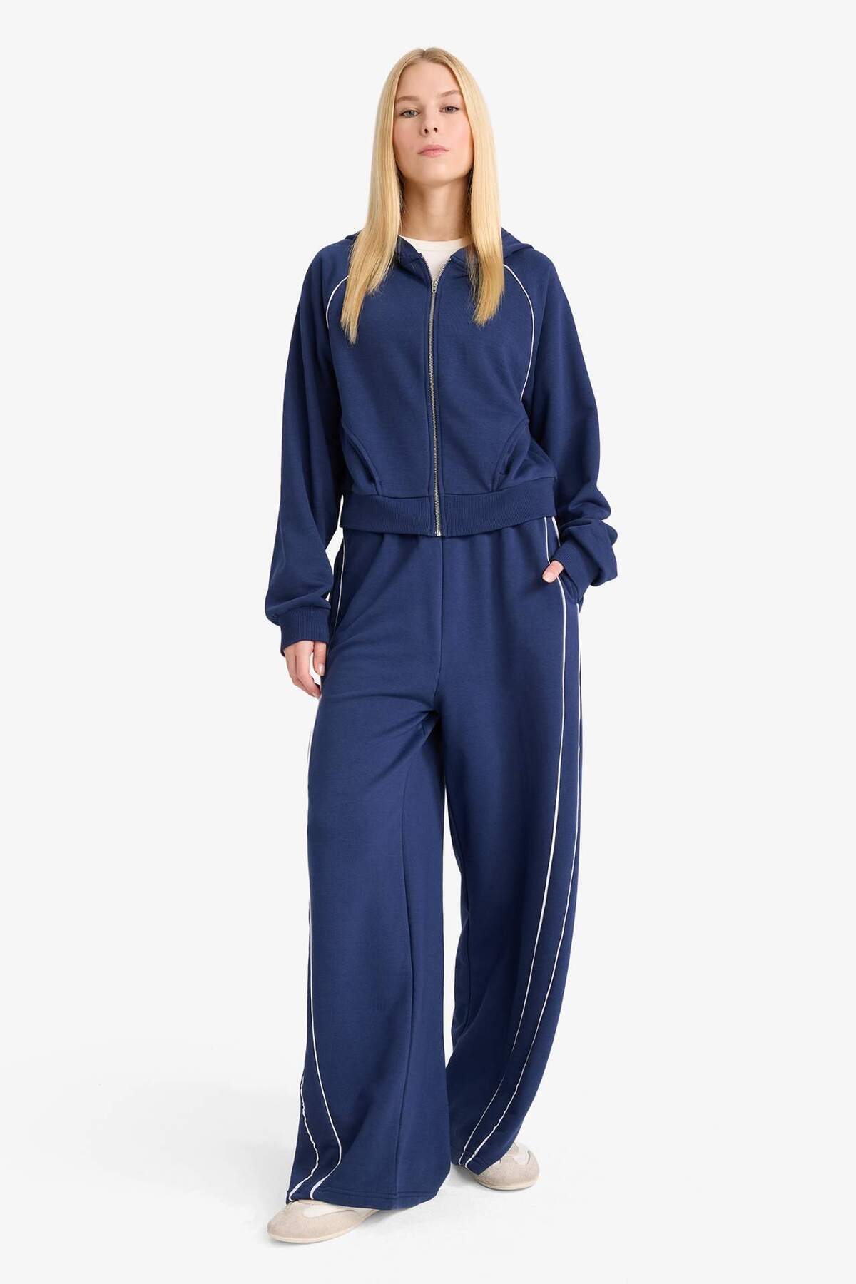 Defacto  Loose Fit Kapüşonlu Fermuarlı Sweatshirt F9613AX25AU - Görsel 2