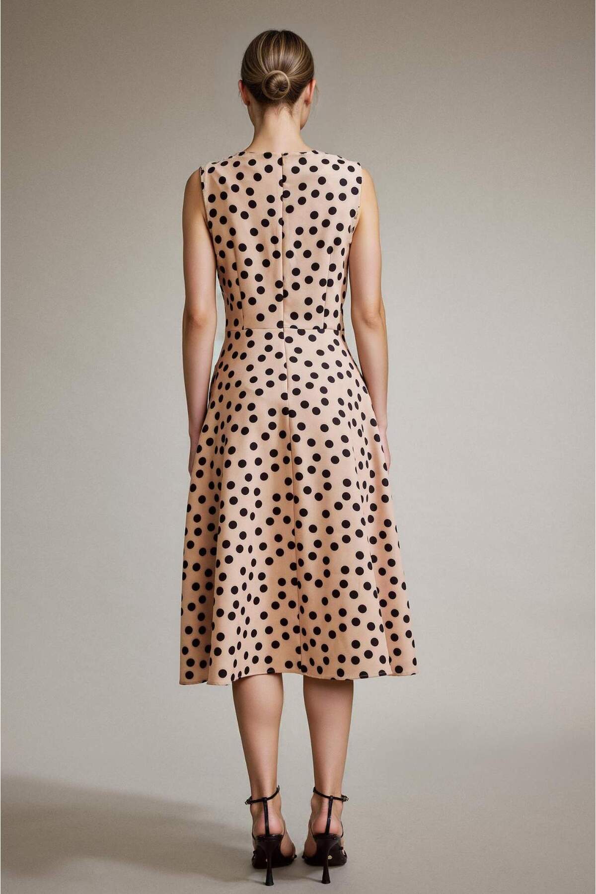 Defacto  Puantiyeli Kolsuz Midi Elbise G0670AX25SM - Görsel 3