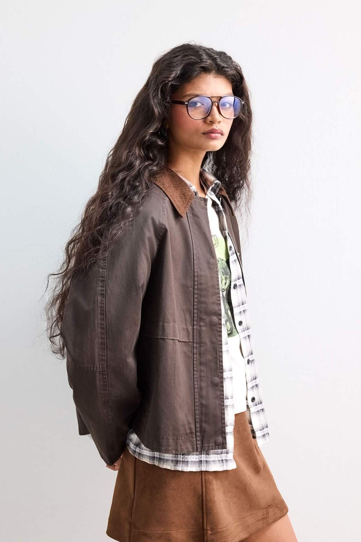 Defacto  Su Geçirmez Relax Fit Kontrast Yaka Fermuarlı Mont E8623AX25AU - Görsel 3