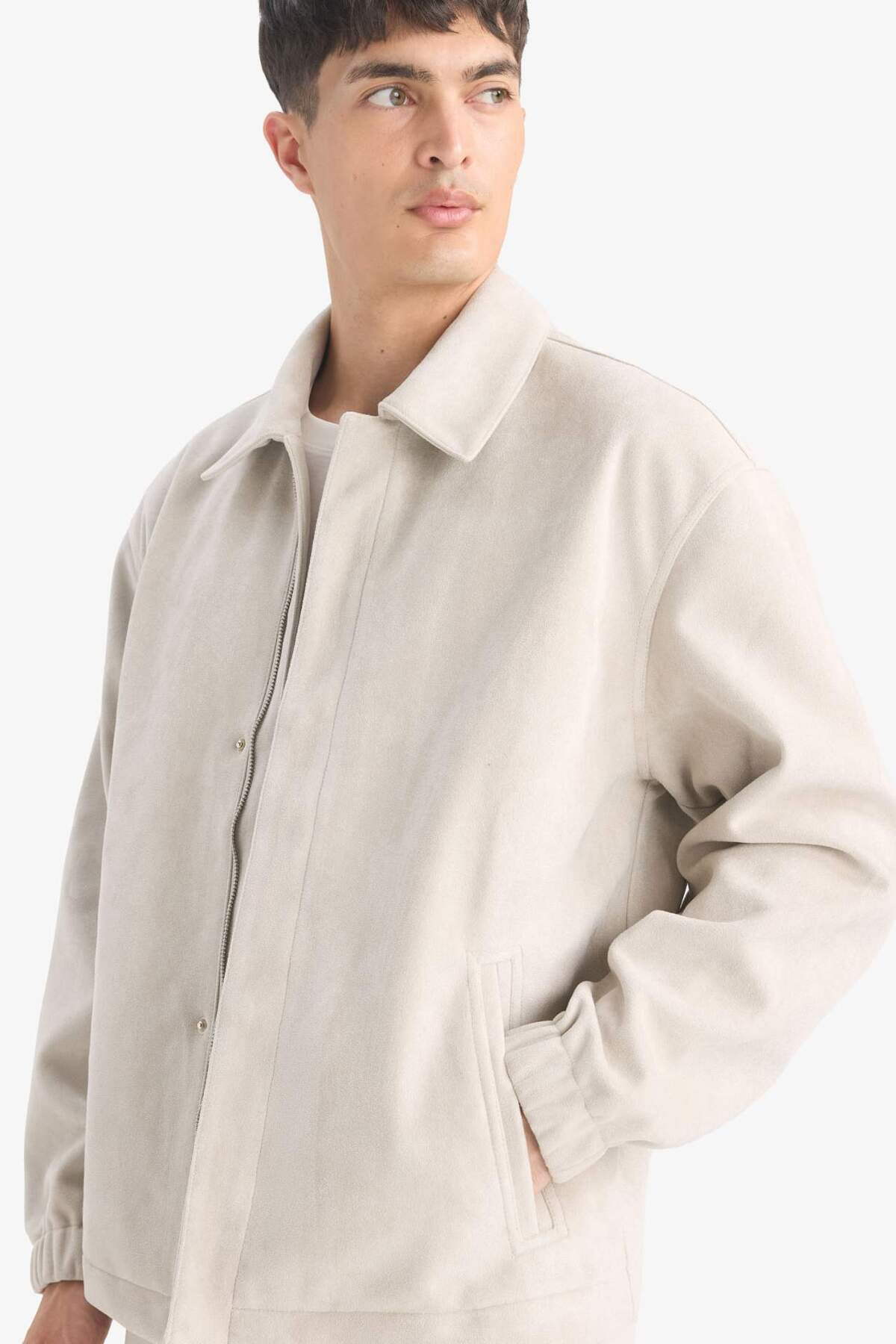 DeFacto Oversize Geniş Kalıp Gömlek Yaka Çıtçıtlı Fermuarlı İç Cepli Süet Mont E8899AX25AU — بژ