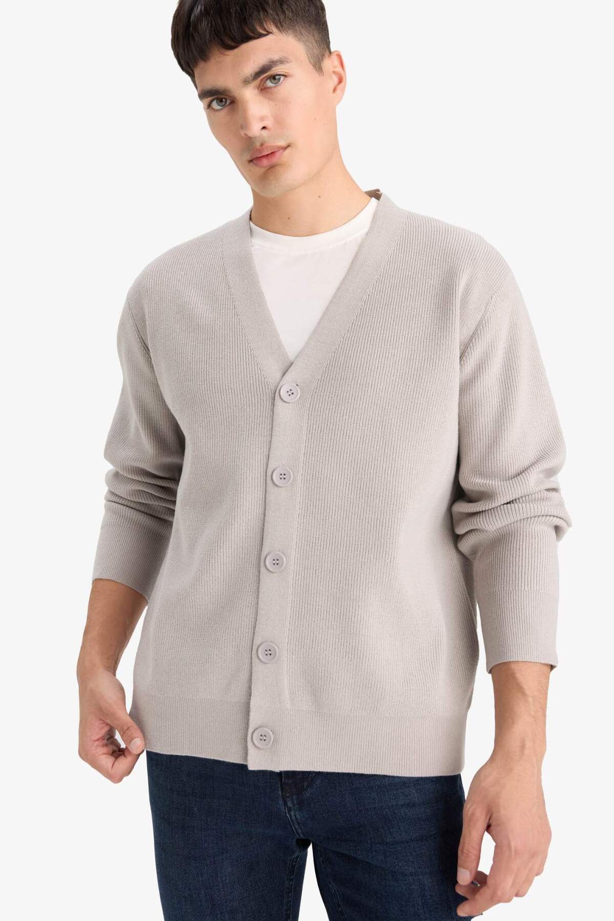 DeFacto Relax Fit V Yaka Düğmeli Triko Hırka F2700AX25WN