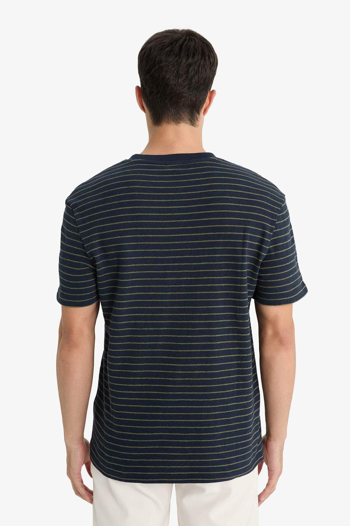 Defacto  Regular Fit Bisiklet Yaka Çizgili Kısa Kollu Tişört E8198AX25AU - Görsel 6