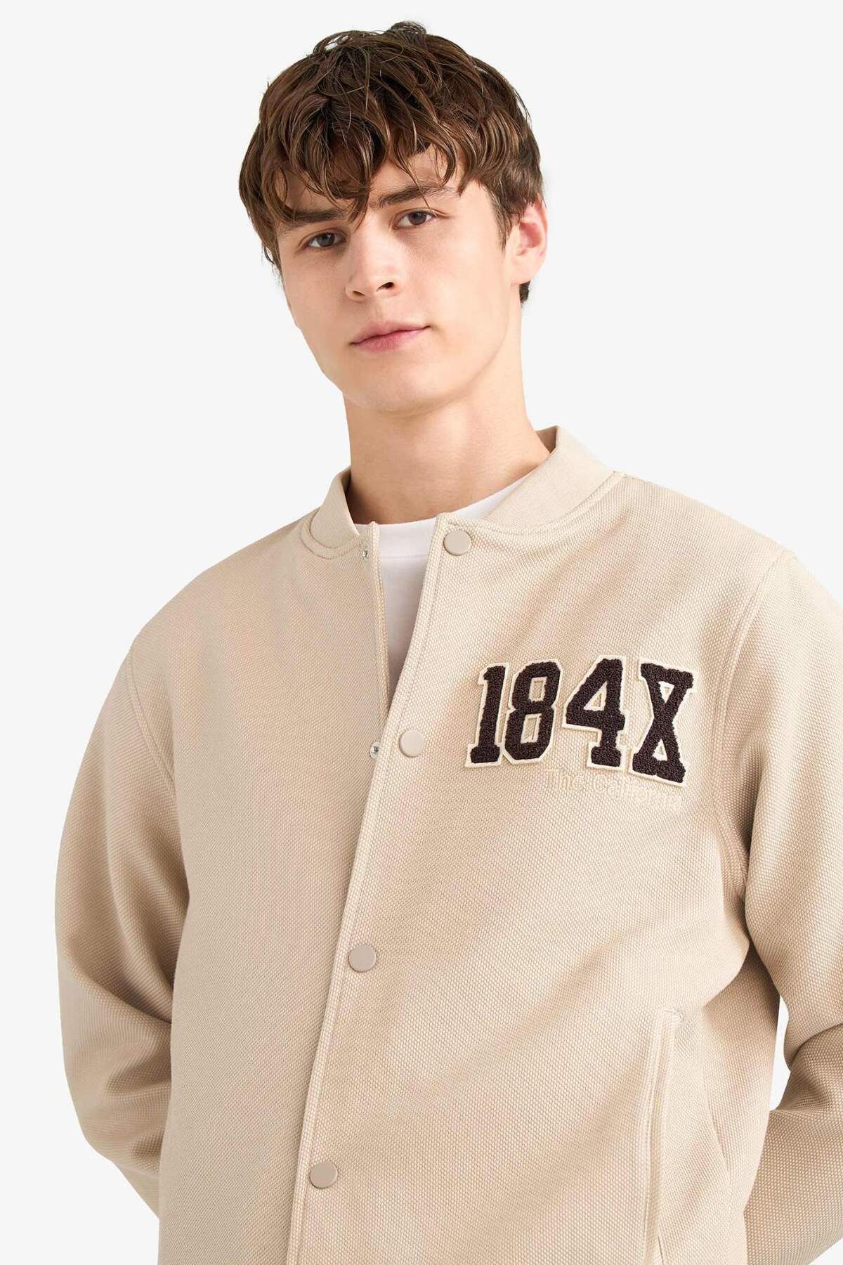 Defacto  Regular Fit Bomber Kolej Yaka Nakış Detaylı İç Cepli Çıtçıtlı Mont F5096AX25AU - Görsel 8