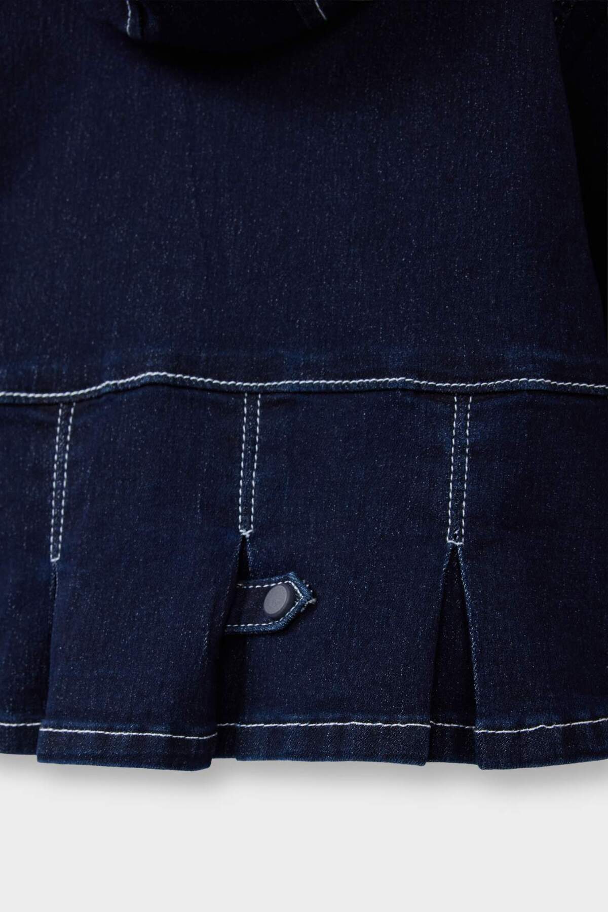 Defacto Kapüşonlu Denim Ceket Kız Bebek F6195A525AU fotoğrafı 6 (önizleme)