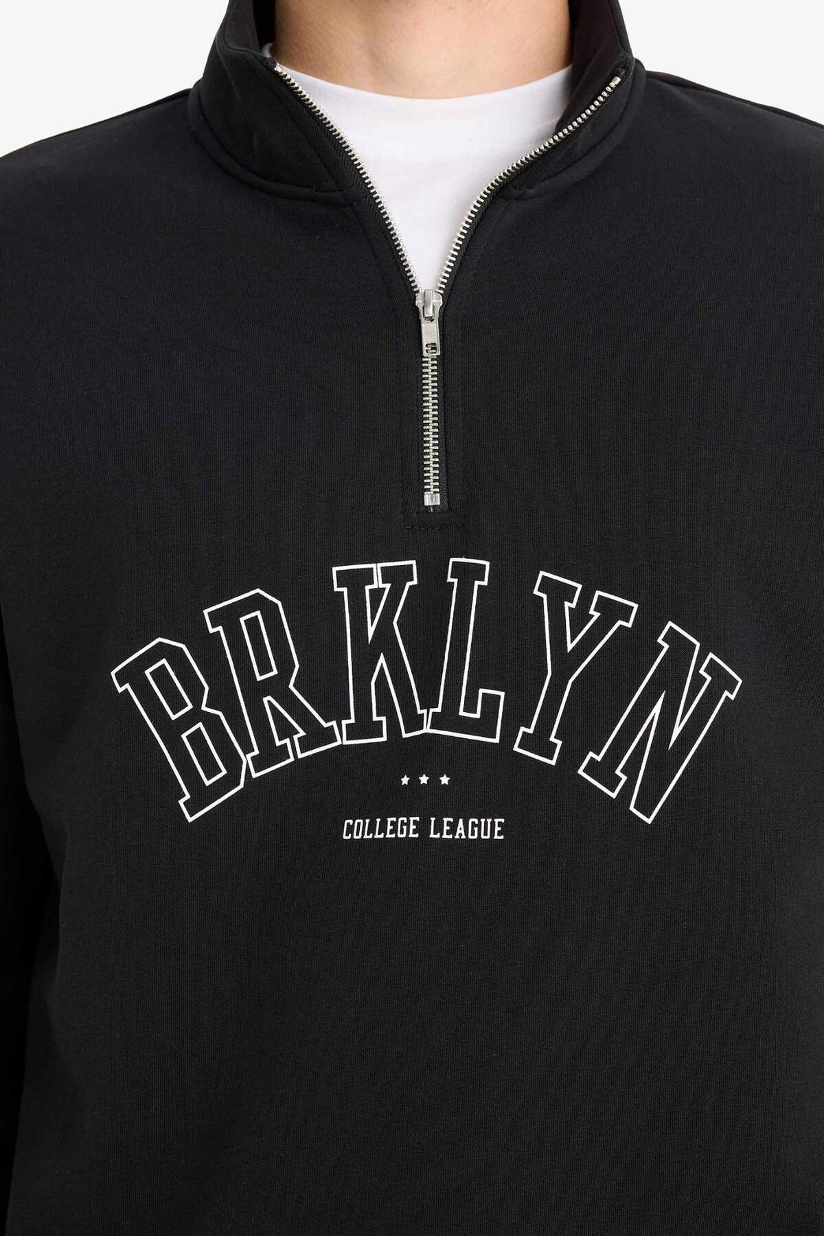 Defacto  Boxy Fit Dik Yaka Fermuarlı Baskılı Sweatshirt E9414AX25AU - Görsel 5