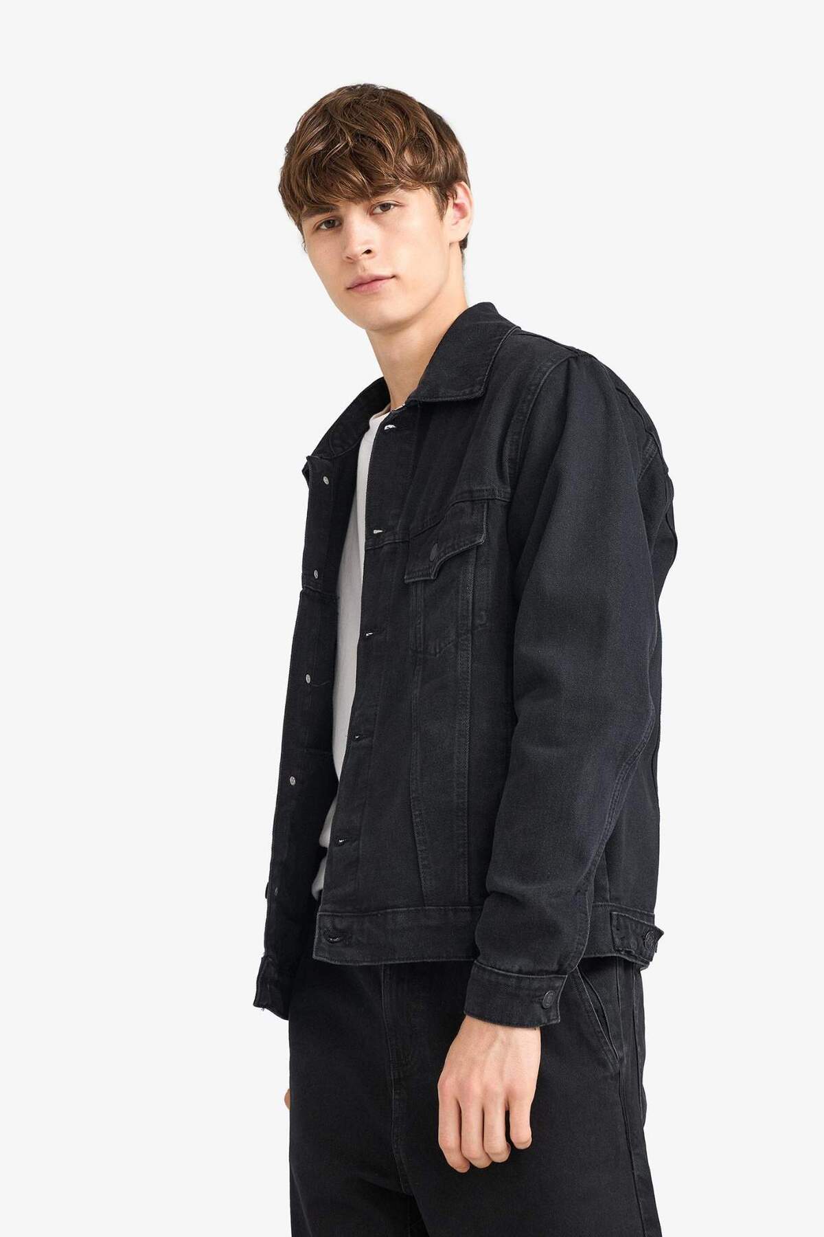 Defacto  Regular Fit Düğmeli Cepli Denim Ceket F4738AX25AU - Görsel 8