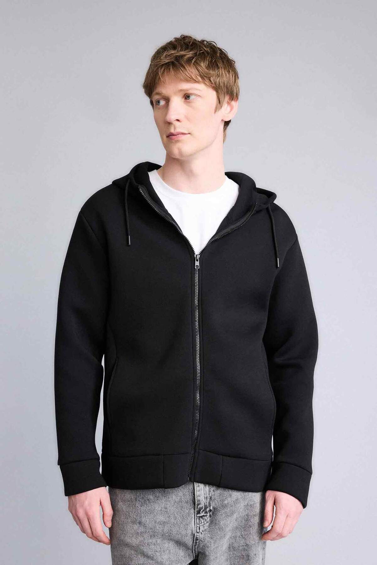 Defacto  Comfort Fit Kapüşonlu İçi Yumuşak Tüylü Basic Düz Cepli Kalın Fermuarlı Sweatshirt D7599AX25AU - Görsel 3